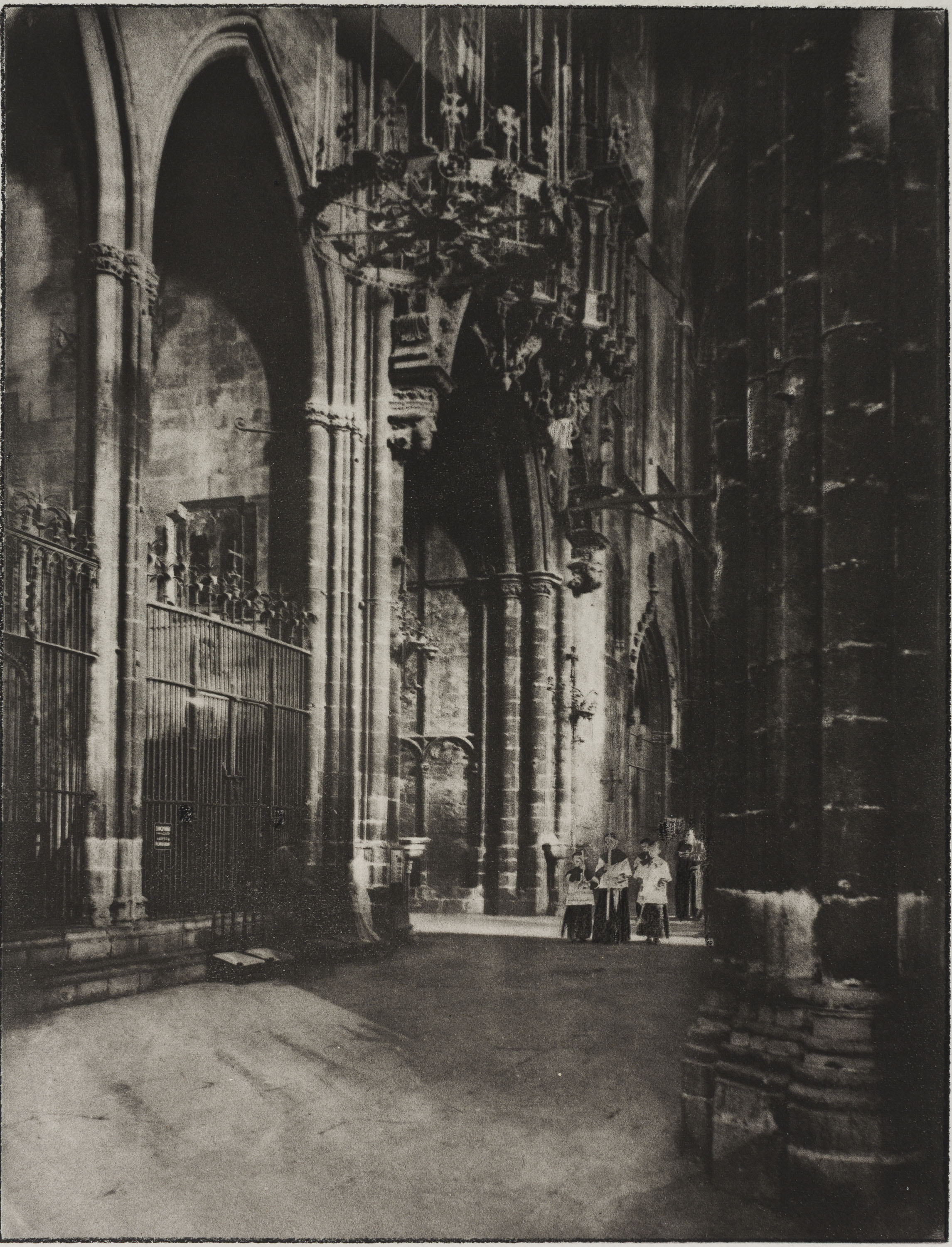 image for: Josep Maria Casals i Ariet - Interior de la catedral de Barcelona - No datat
