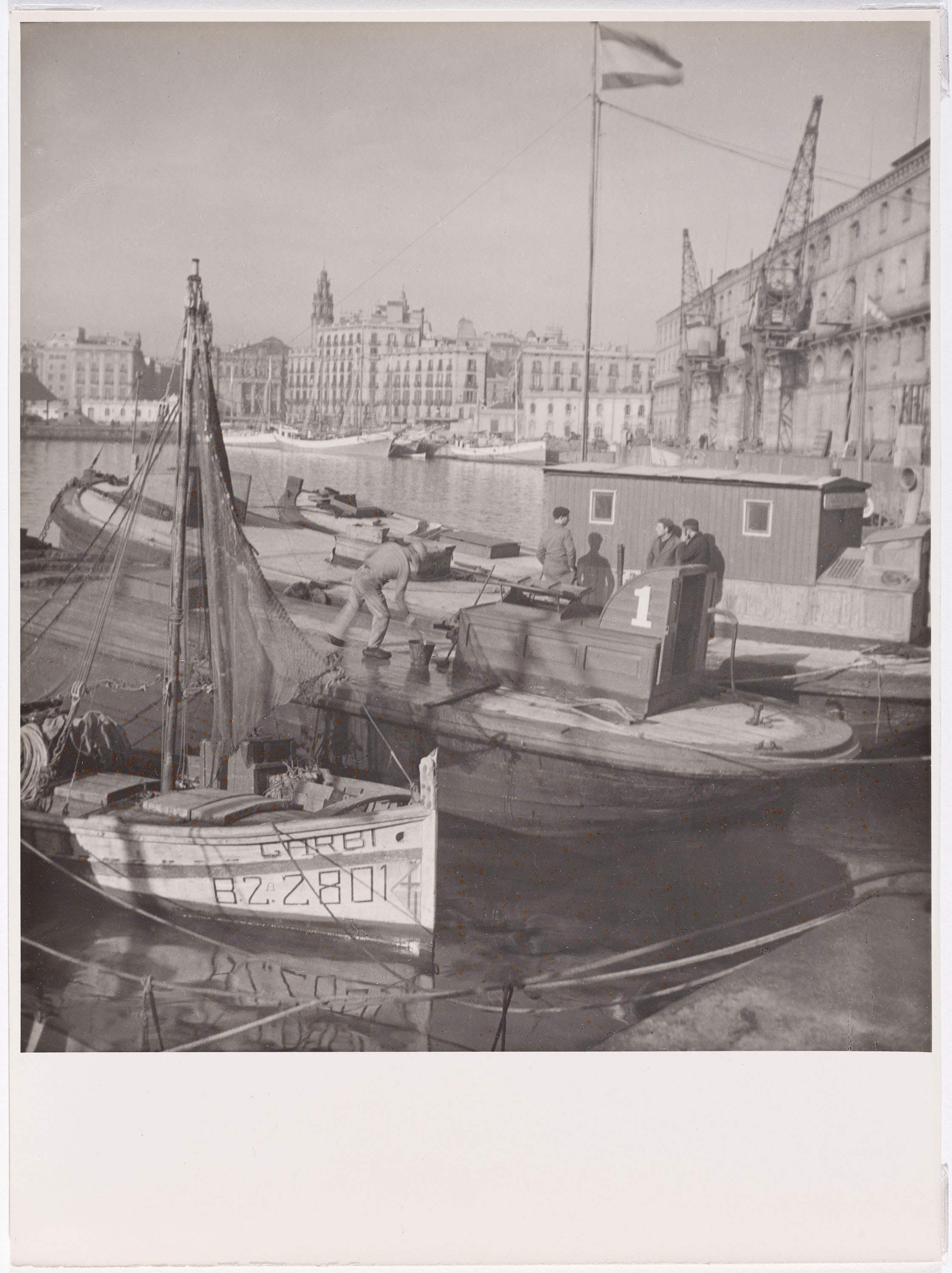 image for: Otho Lloyd - Port de Barcelona - 1948