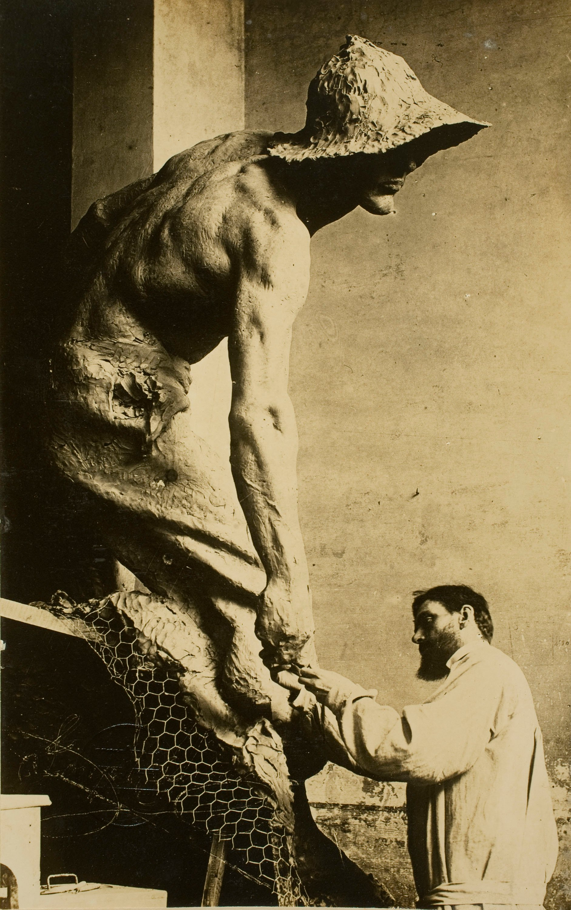 image for: Francesc Serra Dimas - Retrat de Josep Llimona al seu taller - 1904