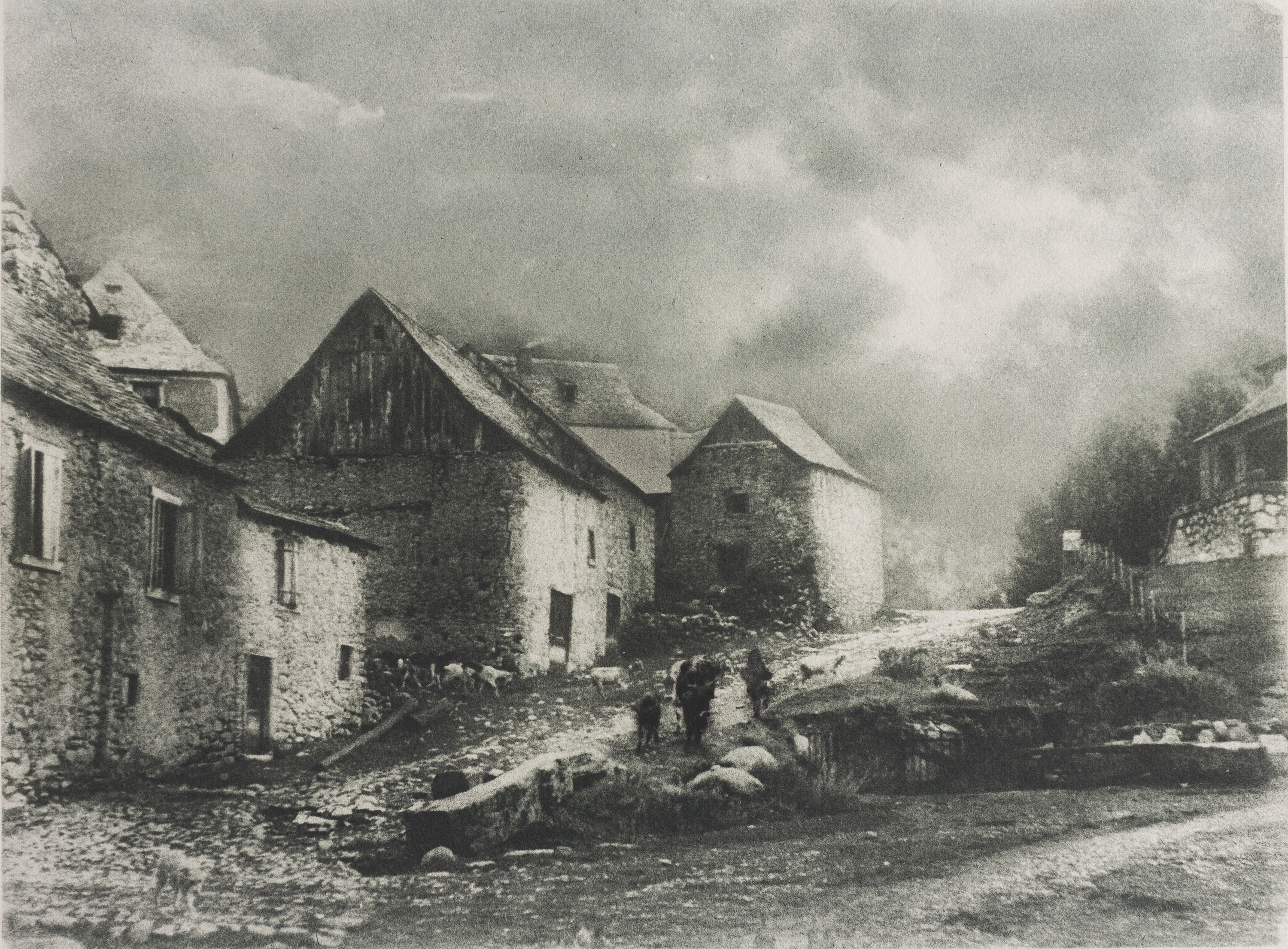 image for: Josep Maria Casals i Ariet - Carrer de poble - Cap a 1948