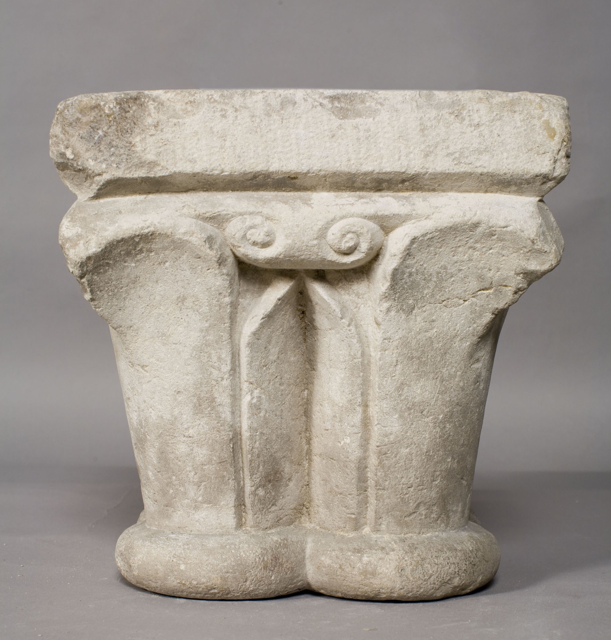 image for: Anònim - Capitell de columna quadrilobada - Segona meitat del segle XIII [1]