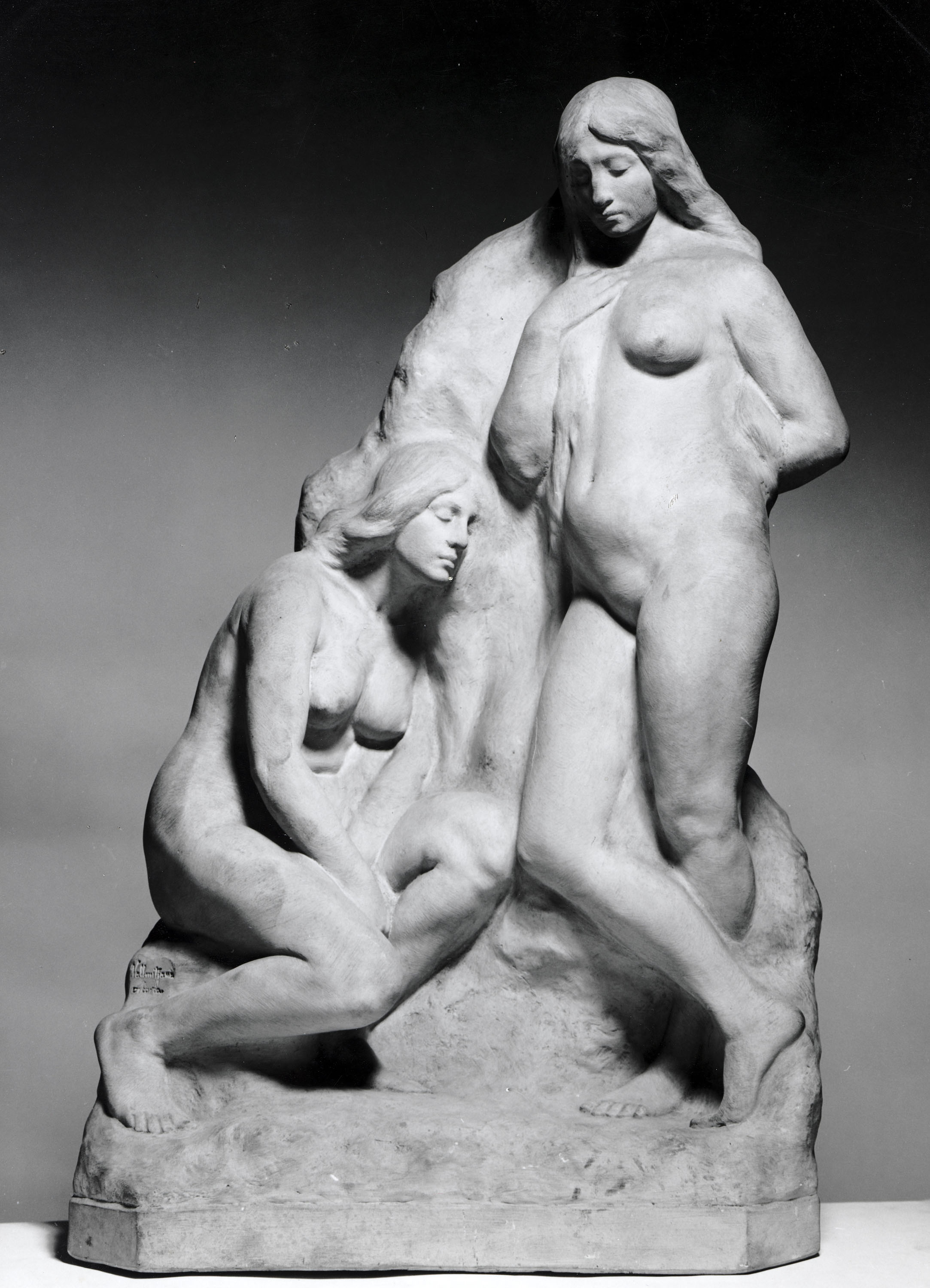 image for: Agapit Vallmitjana Abarca - Dos nus femenins - Cap a 1904-1910