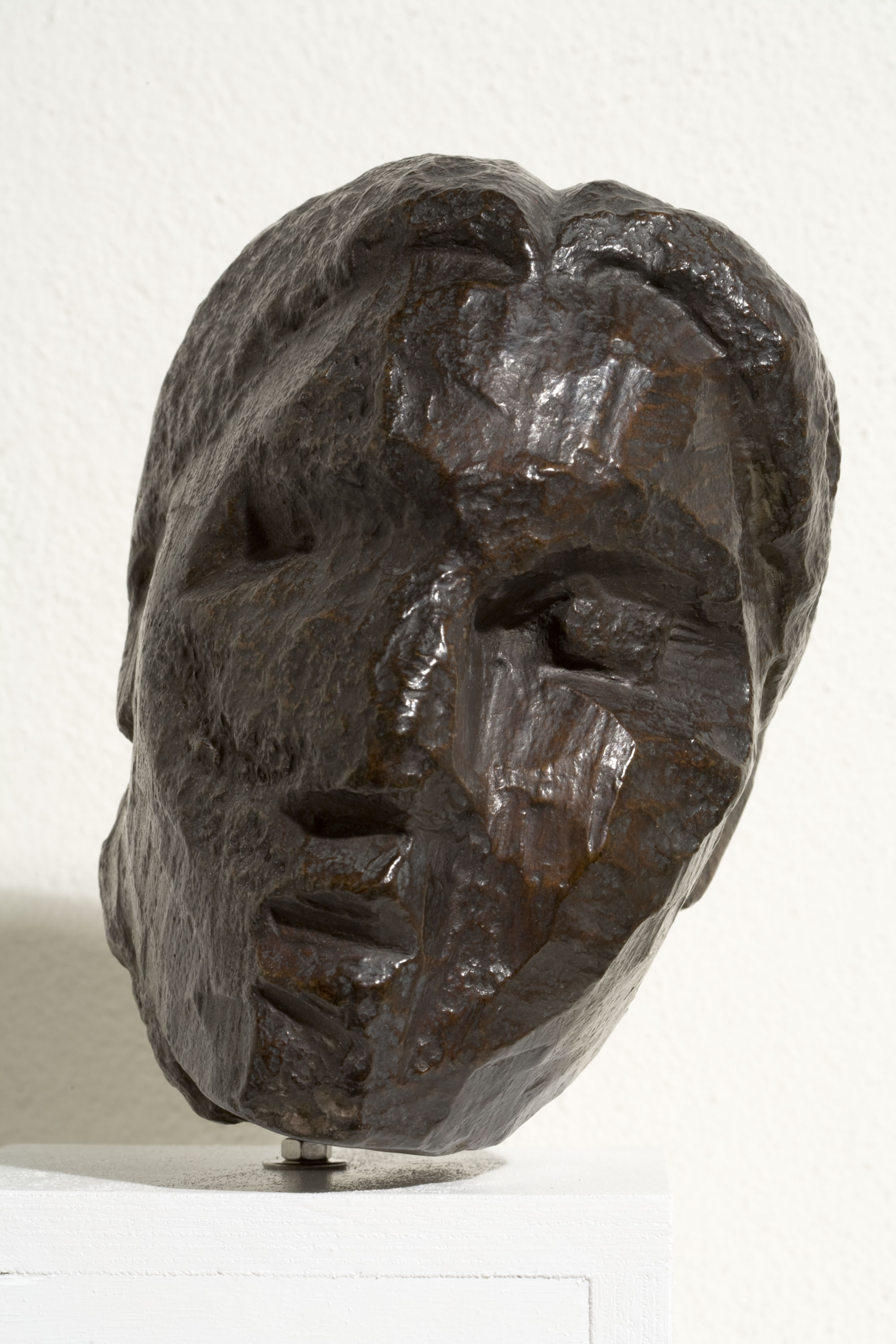 image for: Juli González - Cap de dona adormida I - 1934-1936