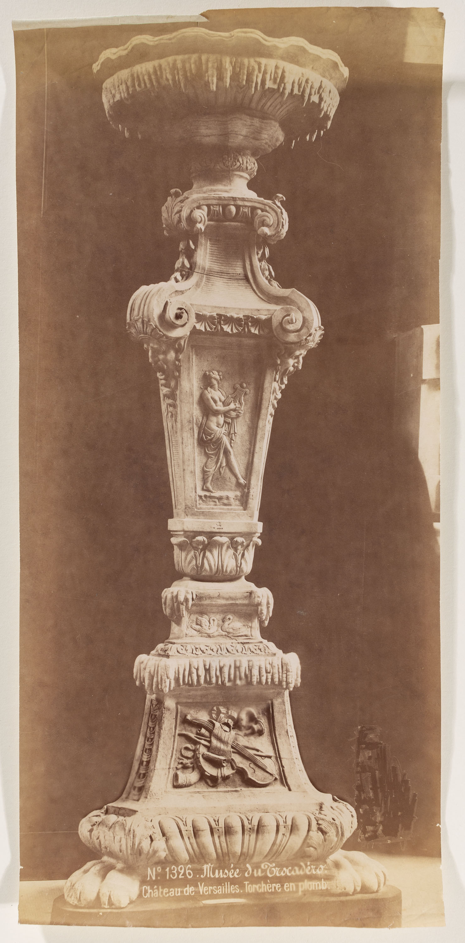image for: Séraphin-Médéric Mieusement - Château de Versailles. Torchère en plomb (Musée du Trocadero) - Cap a 1886-1891