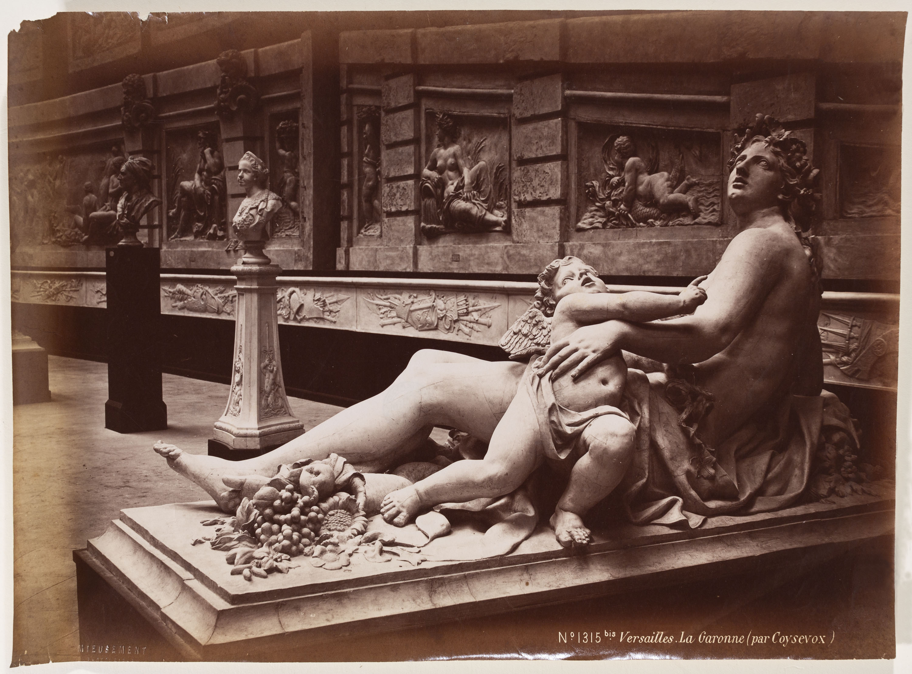 image for: Séraphin-Médéric Mieusement - Versailles. La Garonne (par Coysevox) - Cap a 1886-1891