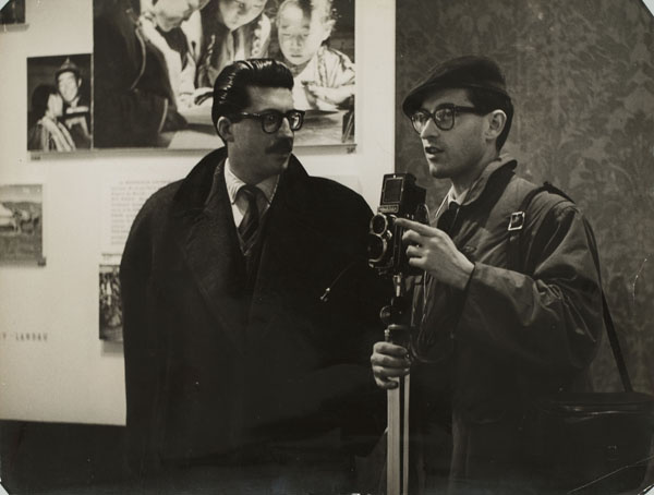 image for: Oriol Maspons -  Roger Doloy, president del Club des 30 x 40, i Oriol Maspons, París - Cap a 1956