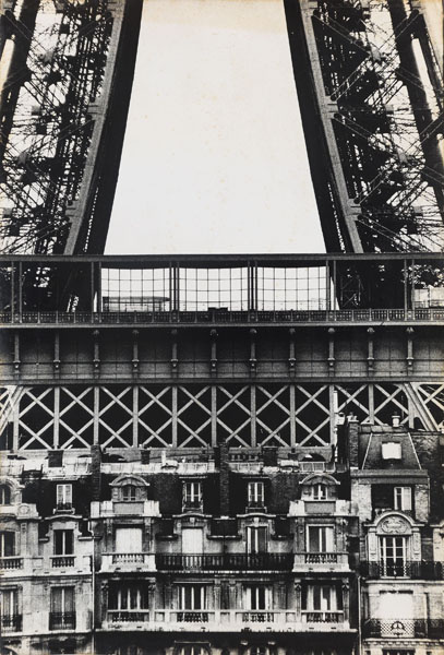 image for: Oriol Maspons - Torre Eiffel - 1962