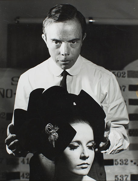 image for: Oriol Maspons - Manuel Pertegaz i Bianca - 1965