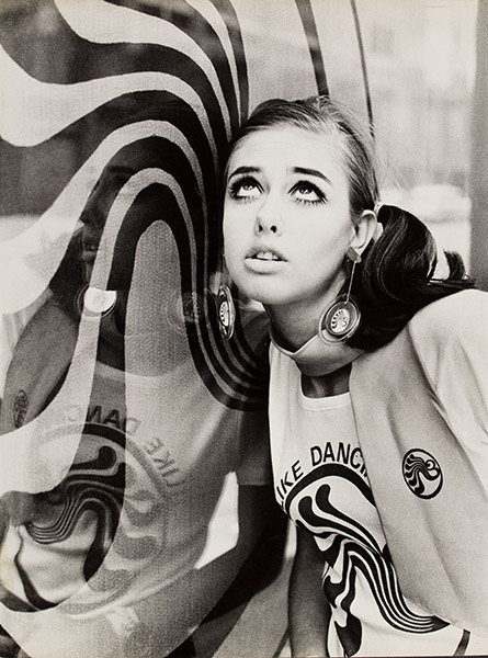 image for: Oriol Maspons - Núria Gimpera, fotografia promocional per a Bocaccio - 1967