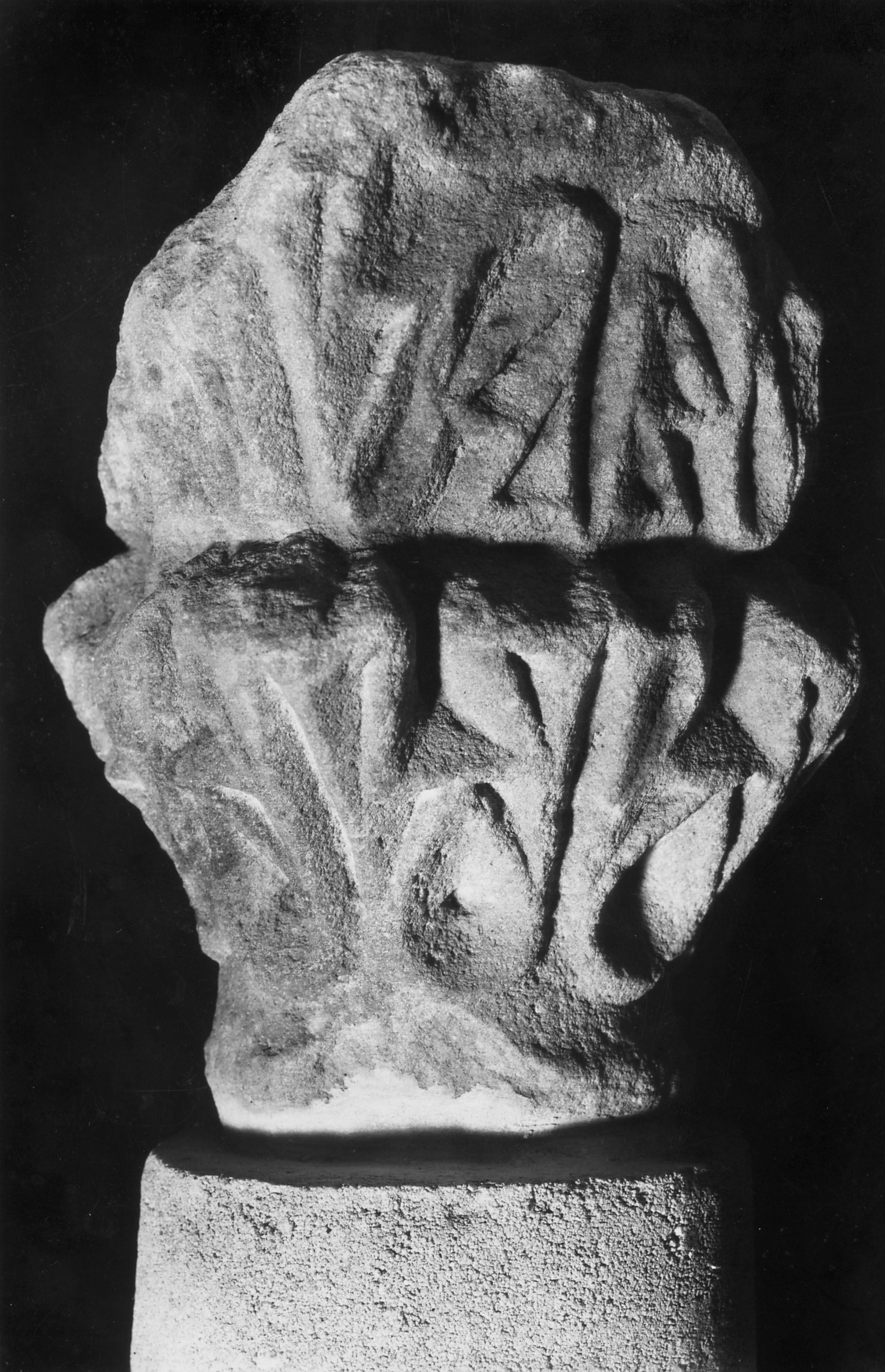 image for: Anònim - Capitell - Últim quart del segle XIII