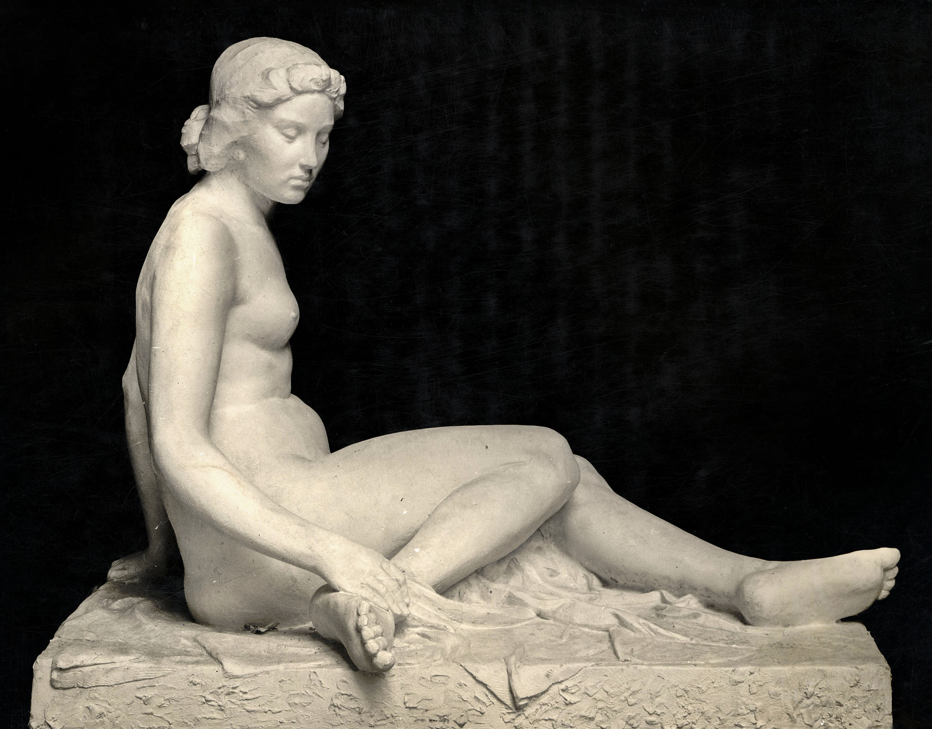 image for: Jaume Martrús - Banyant-se - Cap a 1953
