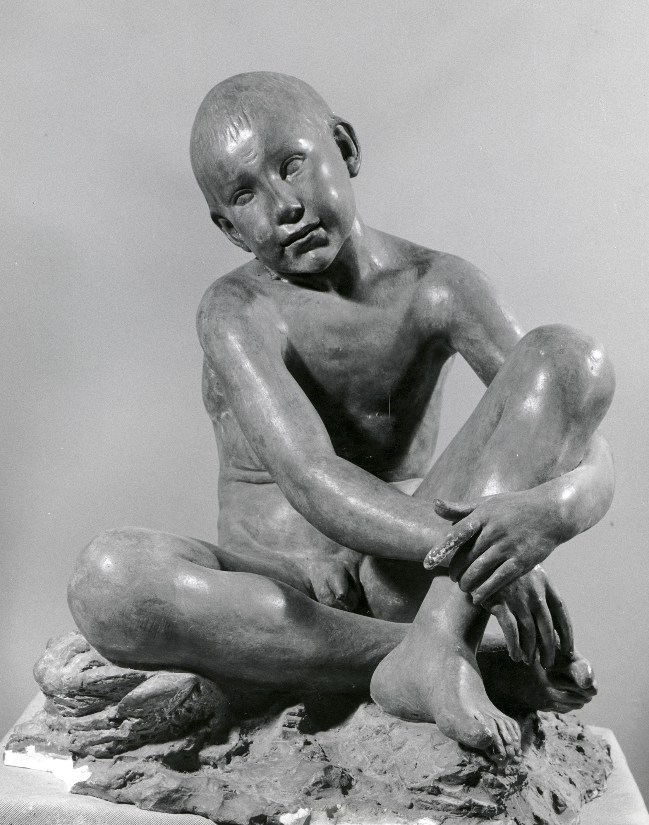 image for: Enric Bassas - Adolescent nu, assegut - Cap a 1920-1940