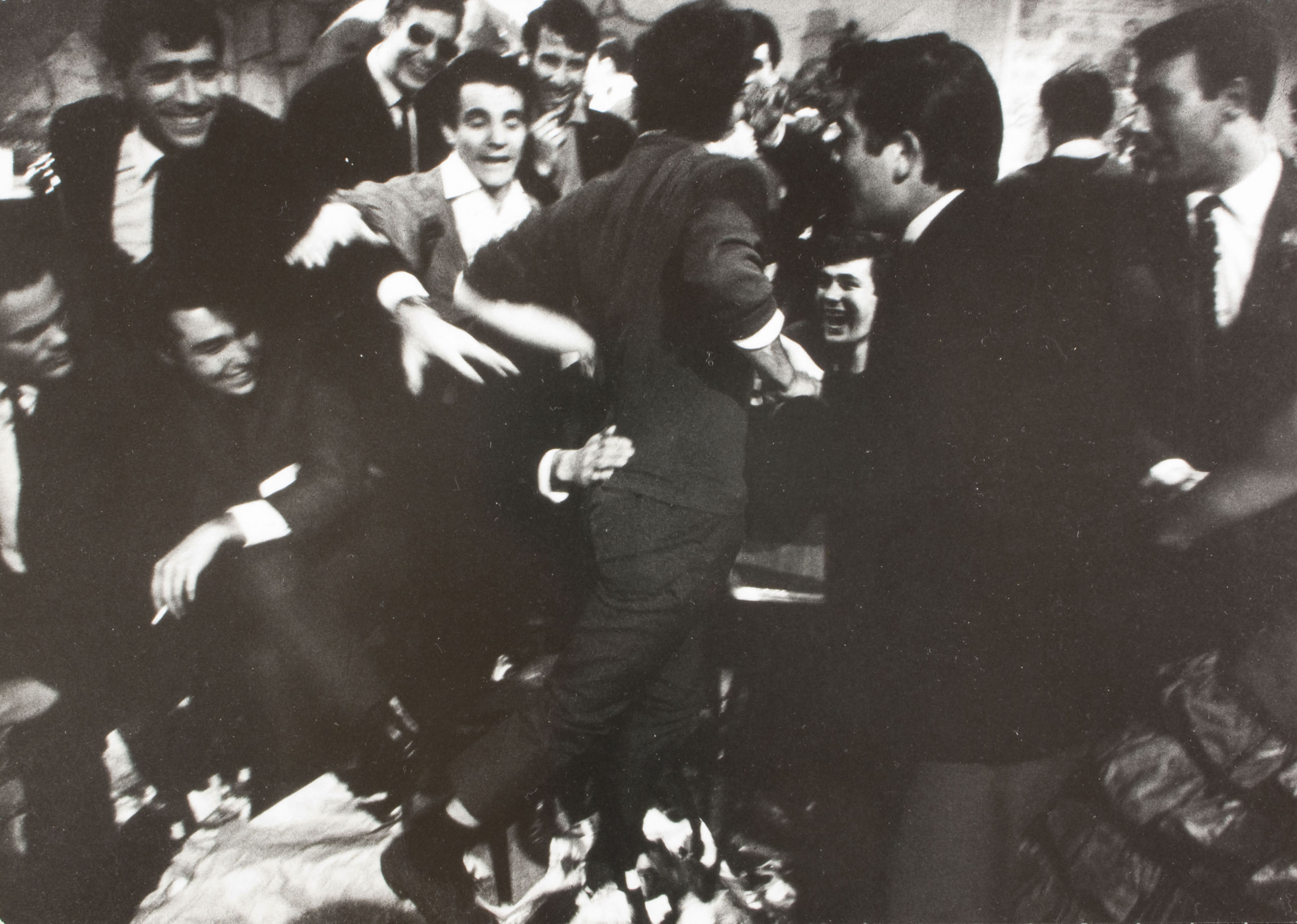 image for: Oriol Maspons - Sense títol (Bar Copacabana, foto fixa per a la pel·lícula «Lejos de los árboles») - 1965