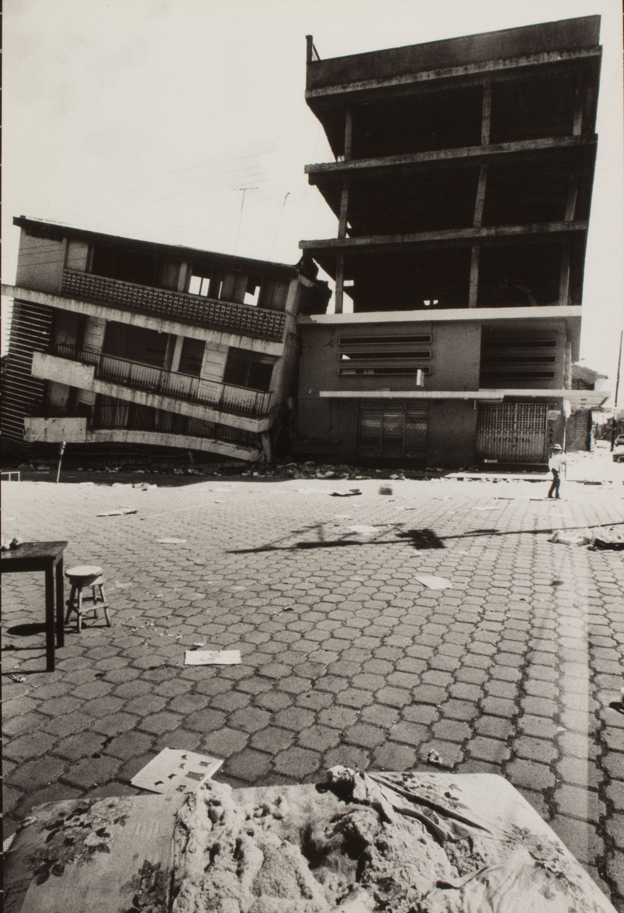 image for: Oriol Maspons - Terratrèmol de Managua (Nicaragua) - 1972