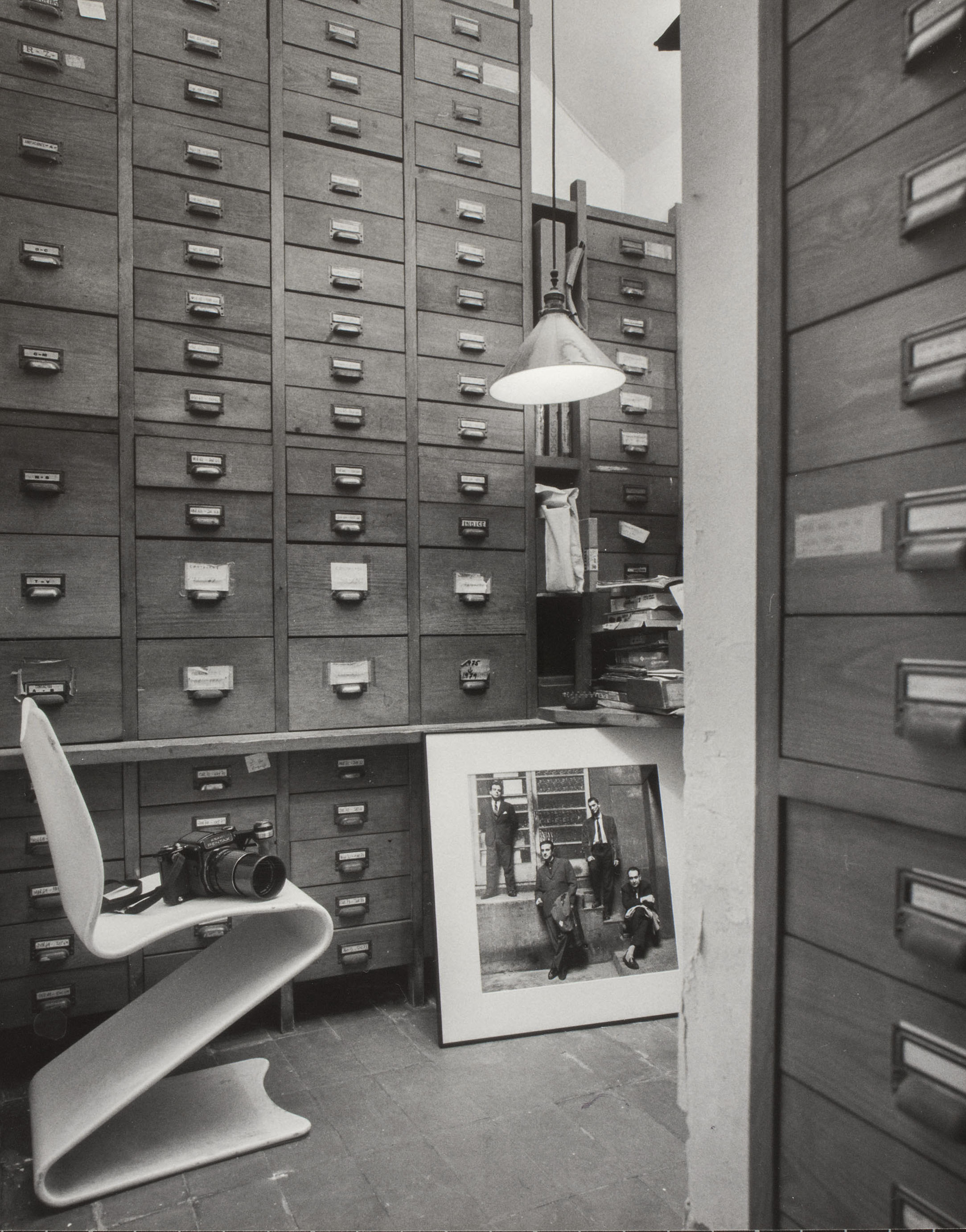 image for: Oriol Maspons - El racó. El maleït arxiu (Barcelona) - No datat