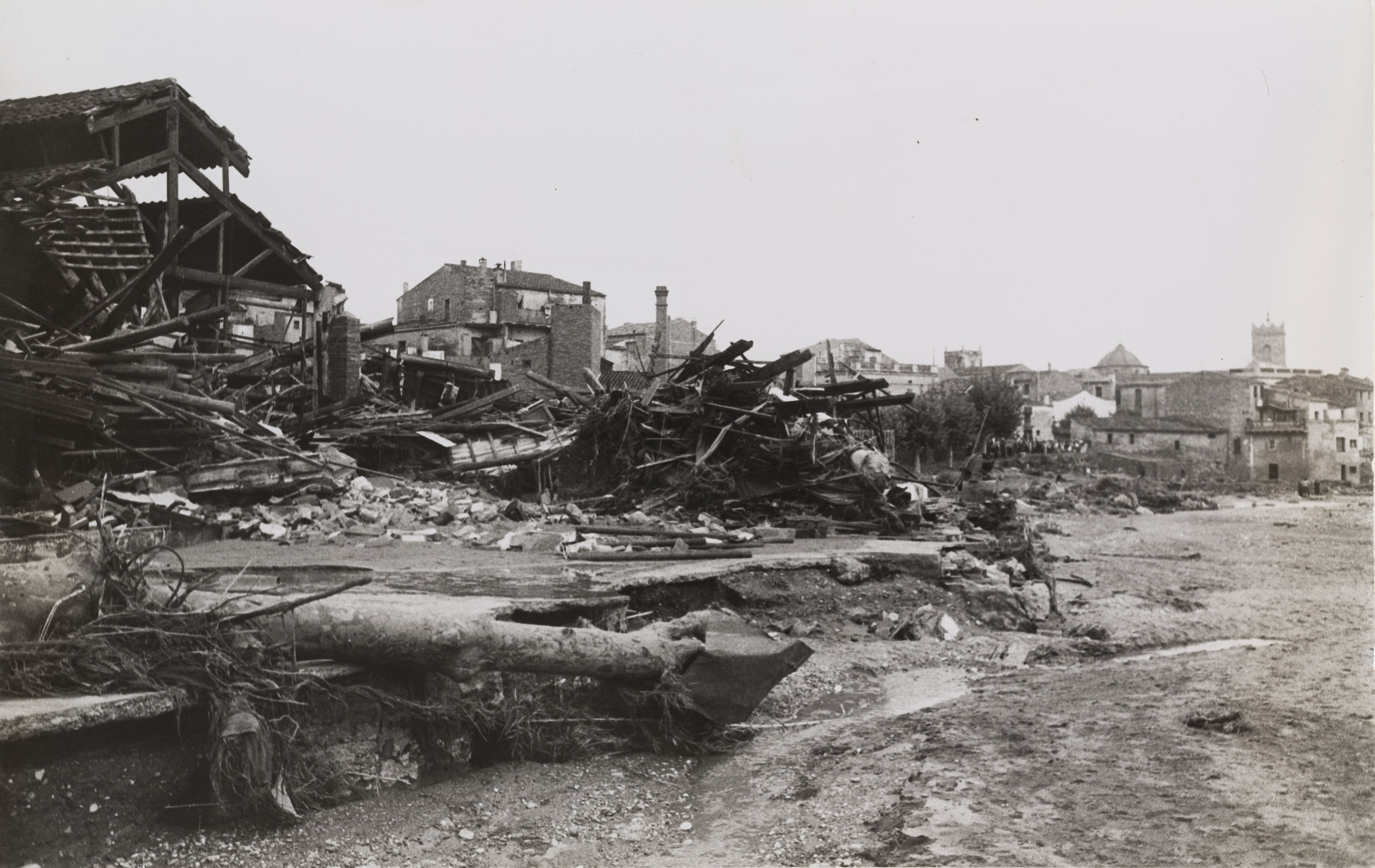 image for: Oriol Maspons - Inundacions del Vallès (Rubí) - 1962