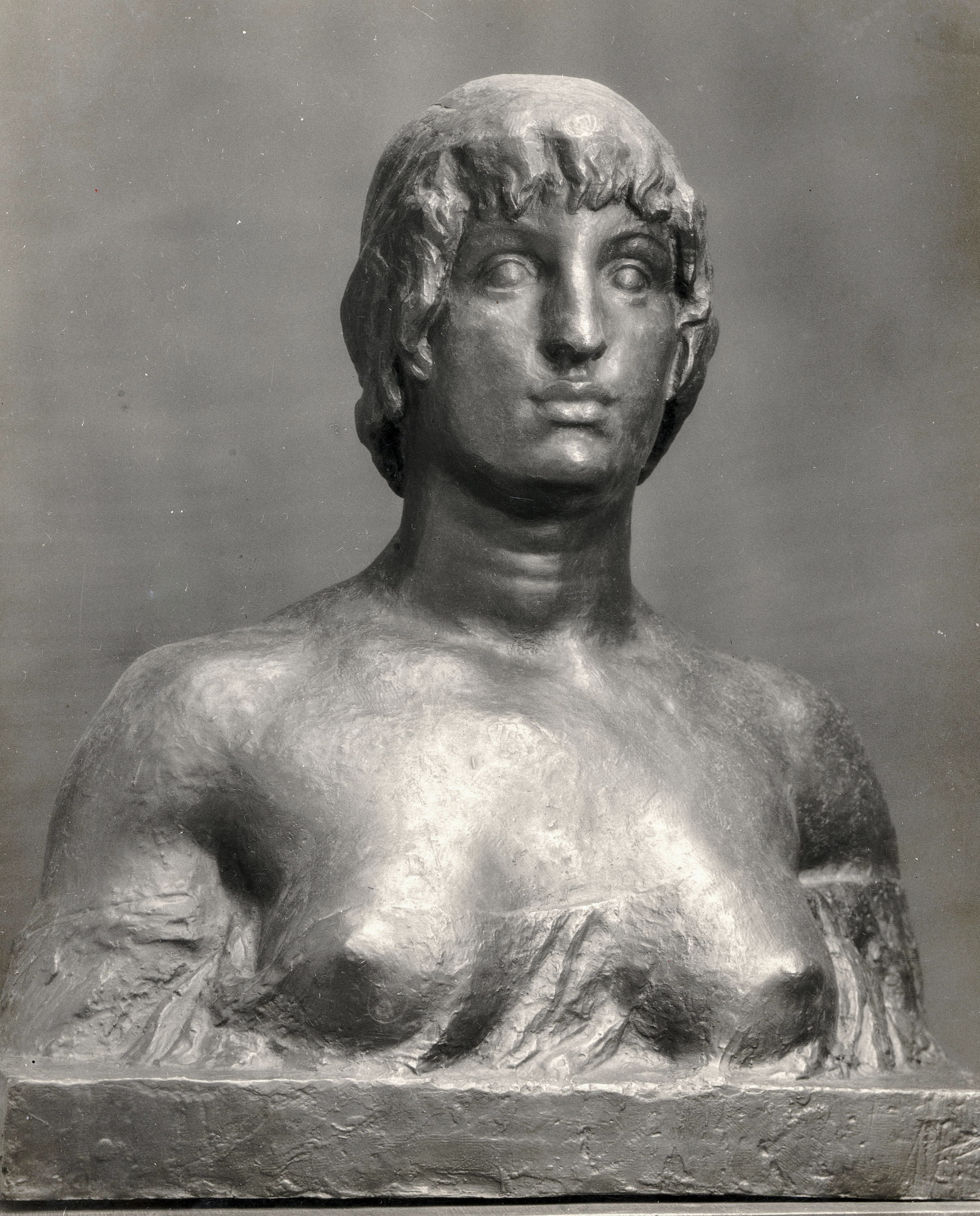 image for: Josep Clarà - Estudi de bust per a «La Serenitat» - 1911