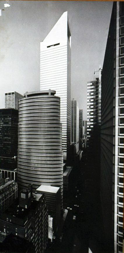 image for: Carles Fontserè - Plafó 116 bis. 1970-84: els nous gratacels. Gratacels - 1955-1968