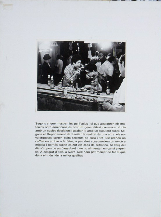 image for: Carles Fontserè - Plafó 81. Gastronomia: dones menjant dempeus - 1955-1968