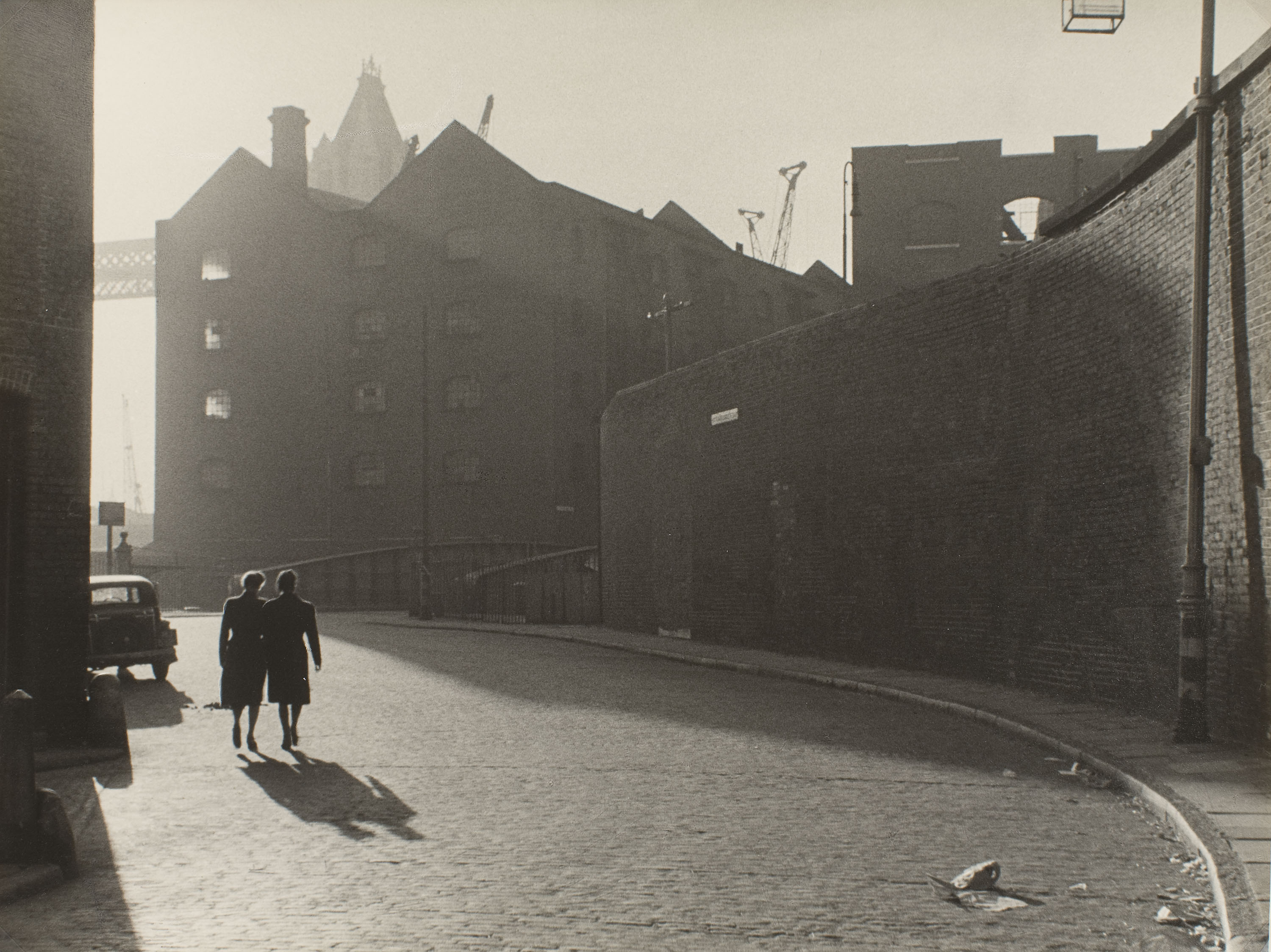 image for: Otho Lloyd - Sense títol [East End, Londres] - Cap a 1946