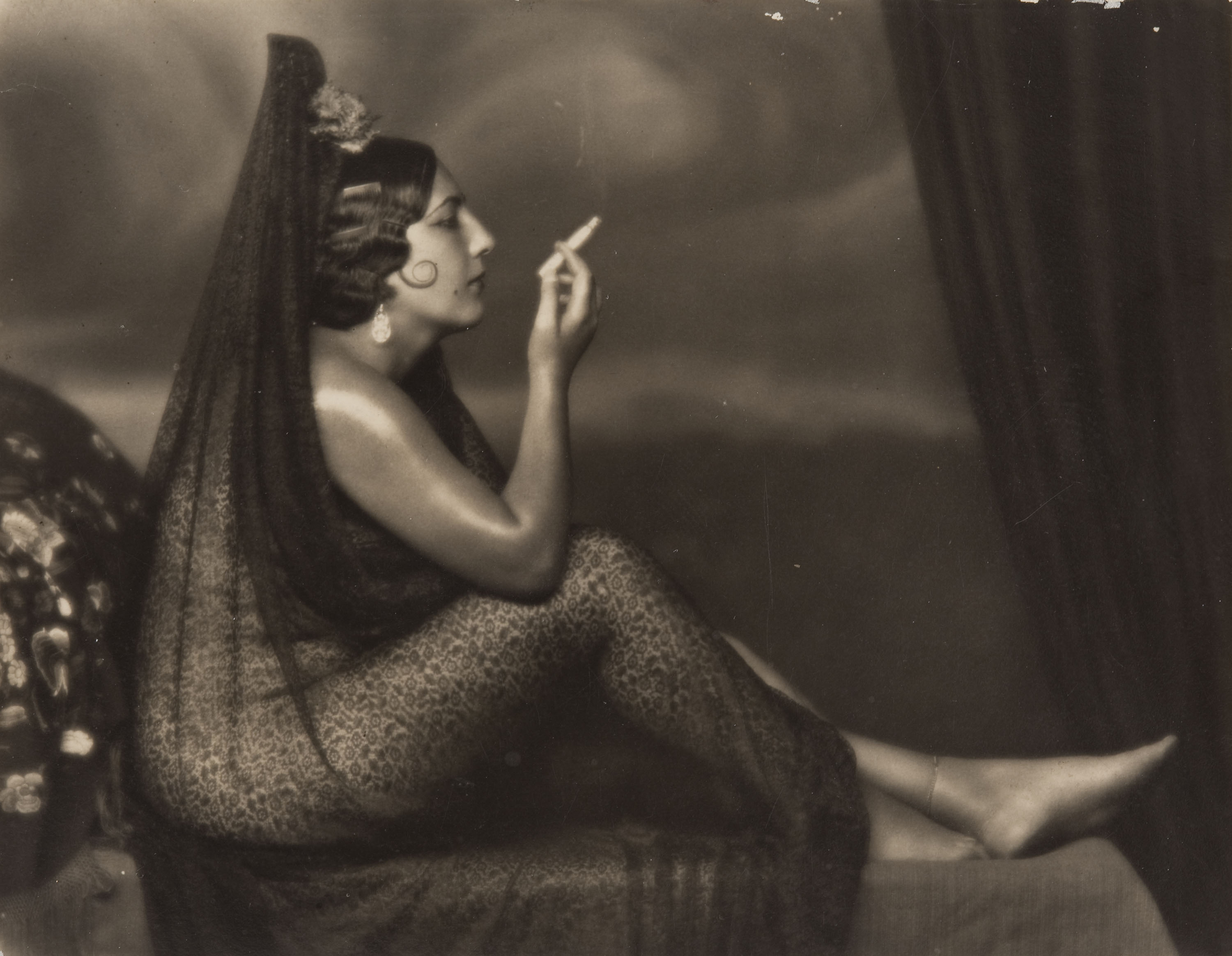 image for: Josep Masana - Sense títol [Maja fumant] - No datat