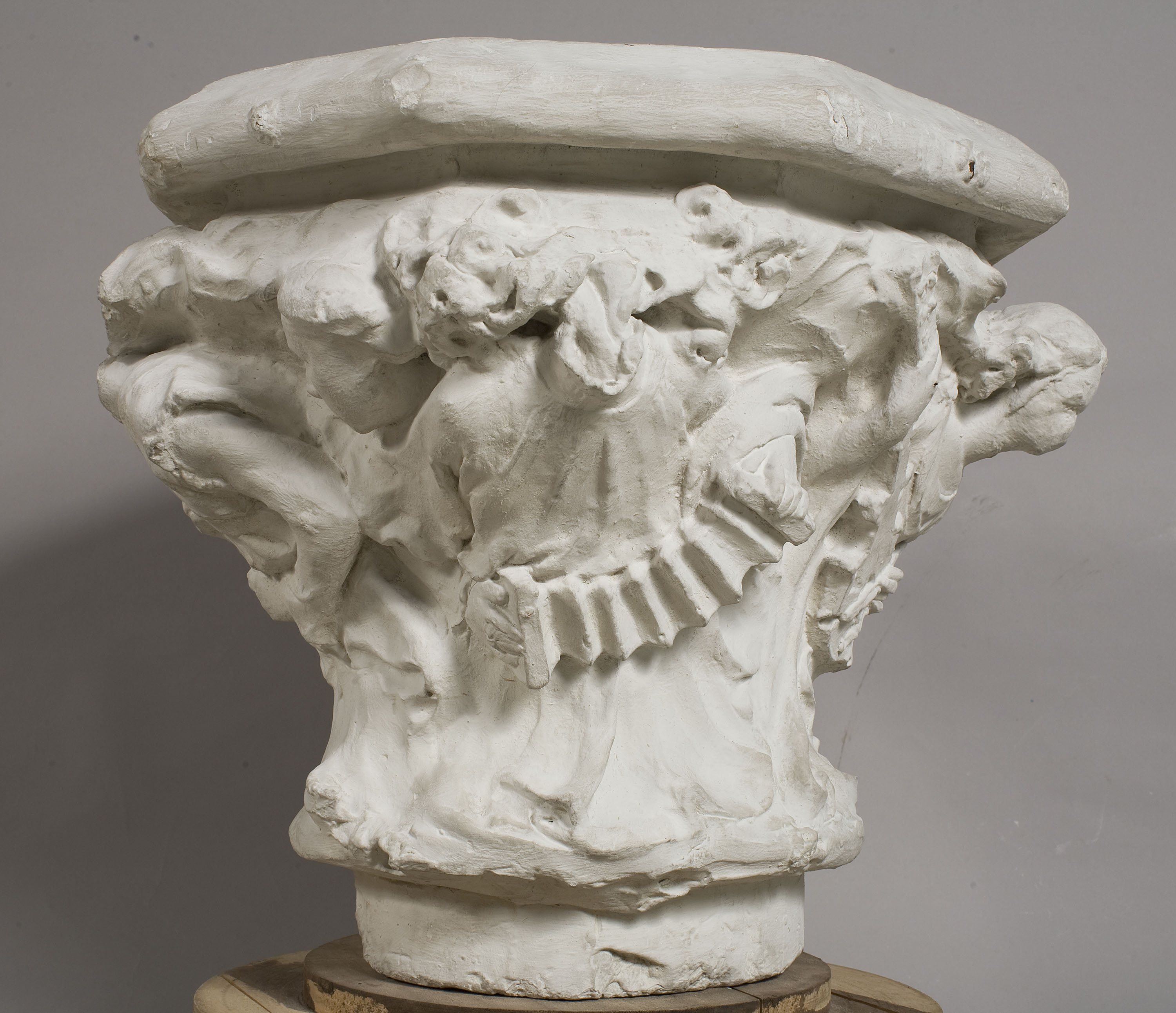 image for: Eusebi Arnau - Capitell amb representació de la música sacra - Cap a 1900 [1]