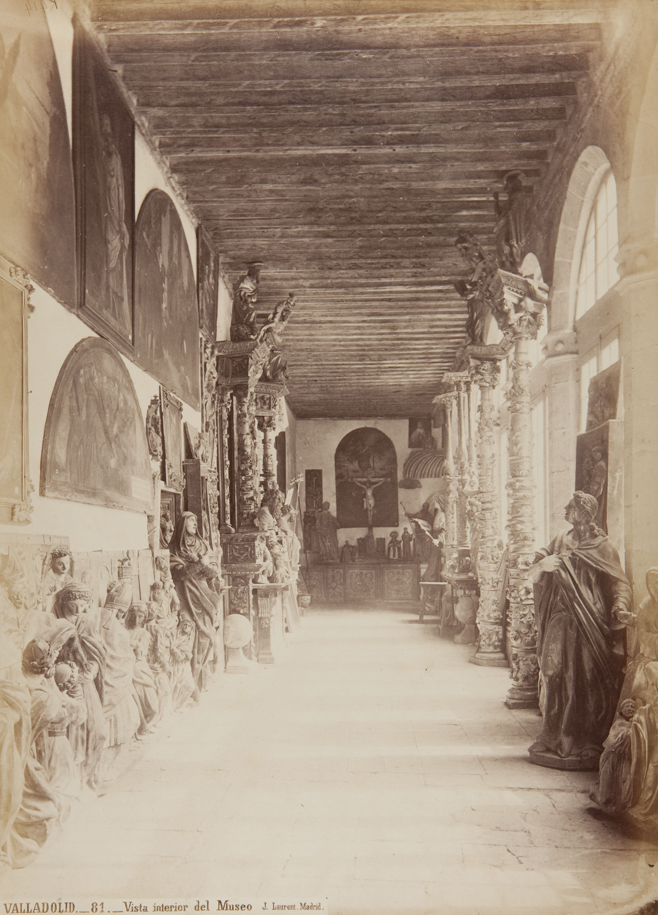 image for: Jean Laurent - Valladolid. Vista interior del Museo - Cap a 1865