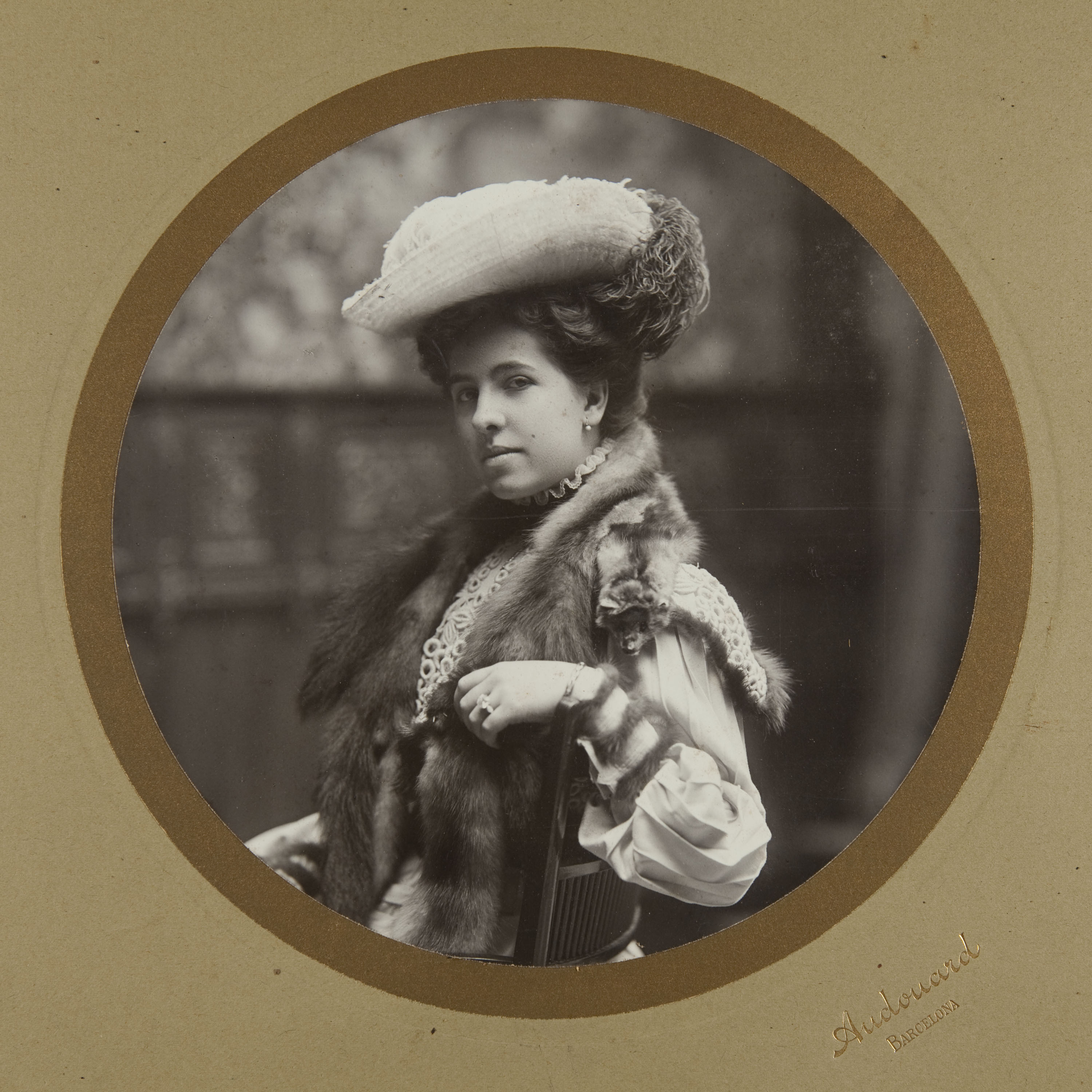 image for: Pau Audouard - Retrat de Maria Mata Julià - Cap a 1904