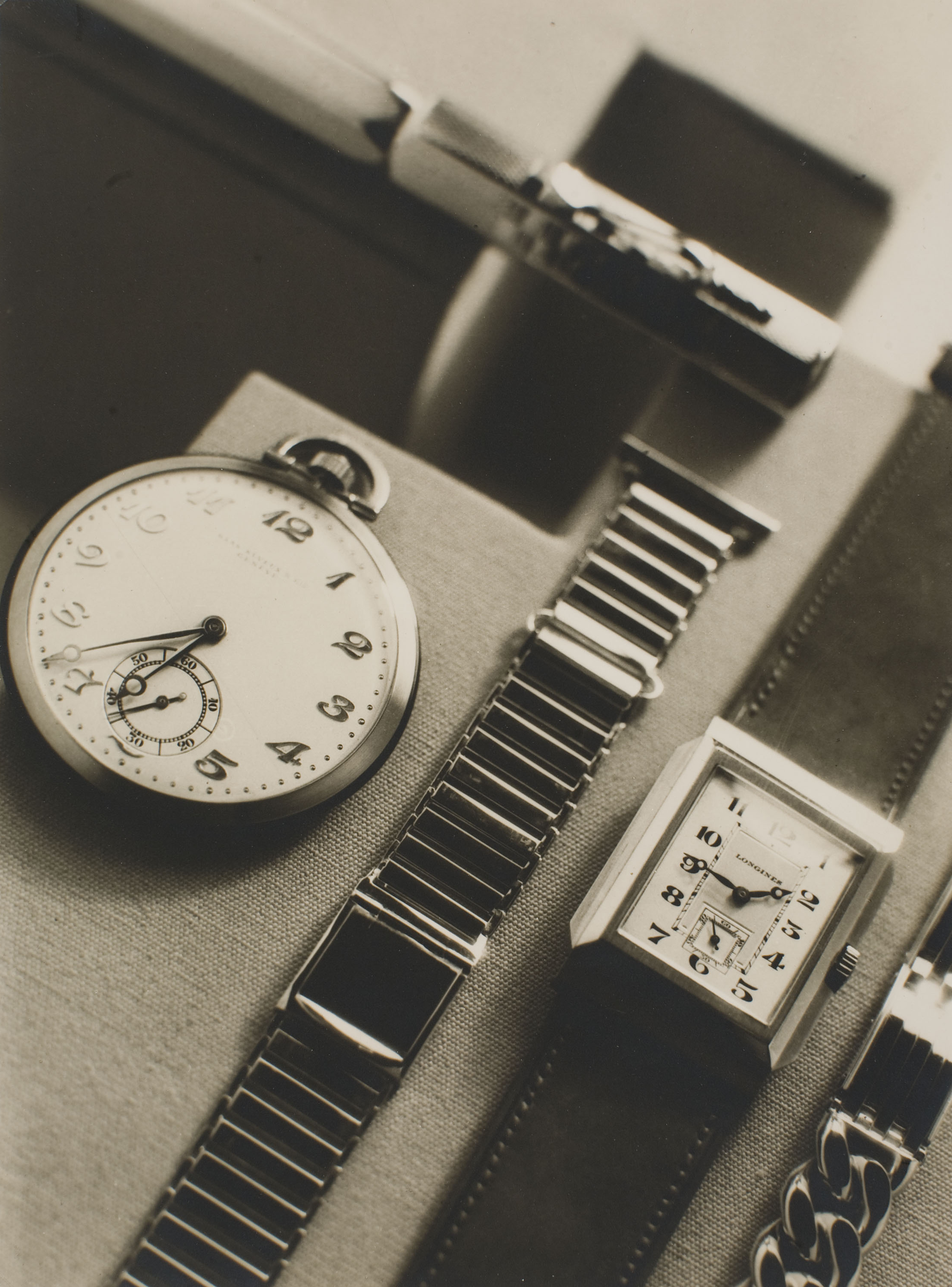image for: Josep Sala Campàs - Fotografia publicitària per a Joieria Roca - 1930-1939