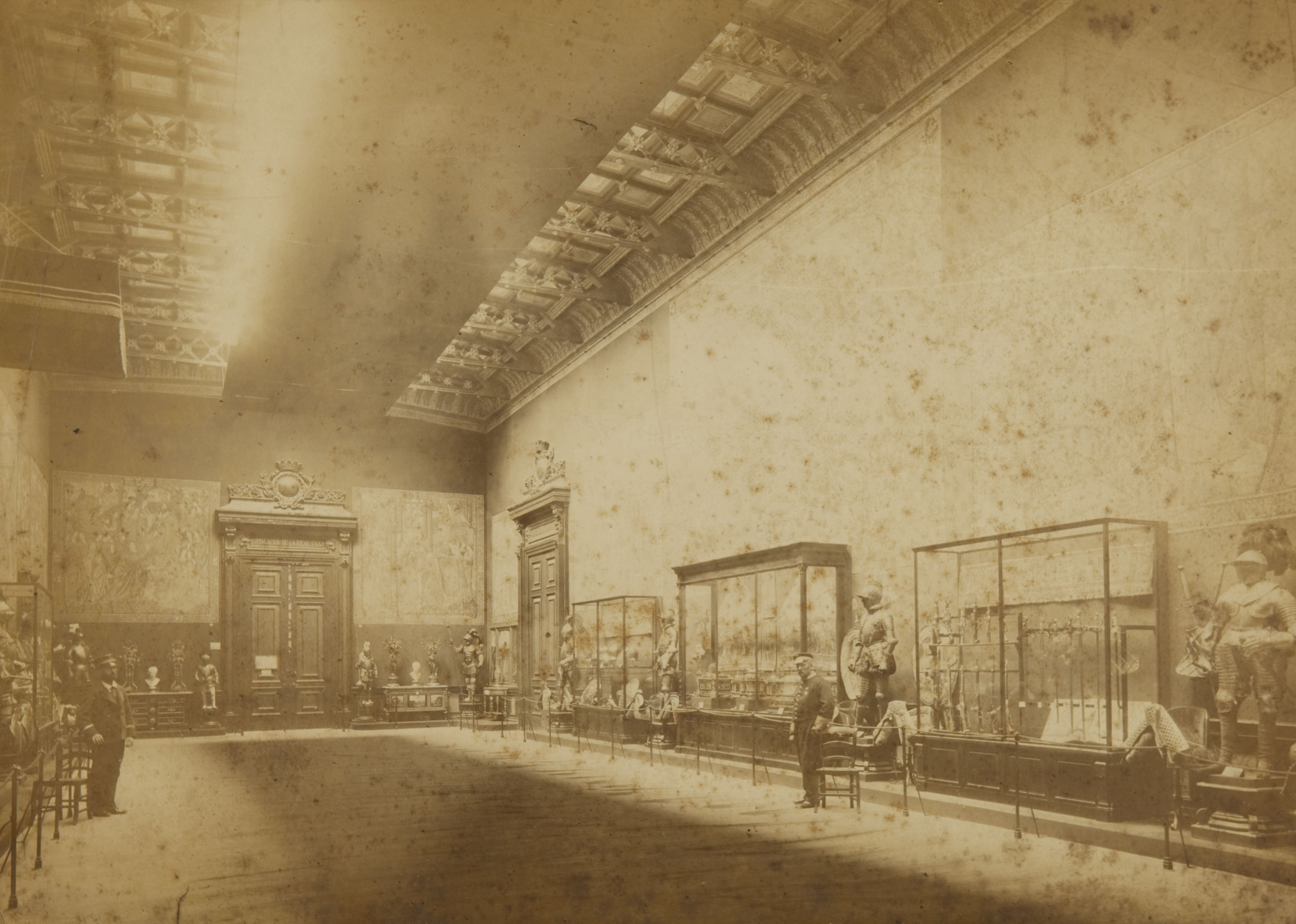 image for: Pau Audouard - Exposicion Universal de Barcelona 1888. Palacio de Bellas Artes. Instalacion de la Real Casa. Seccion derecha del Salón - 1888