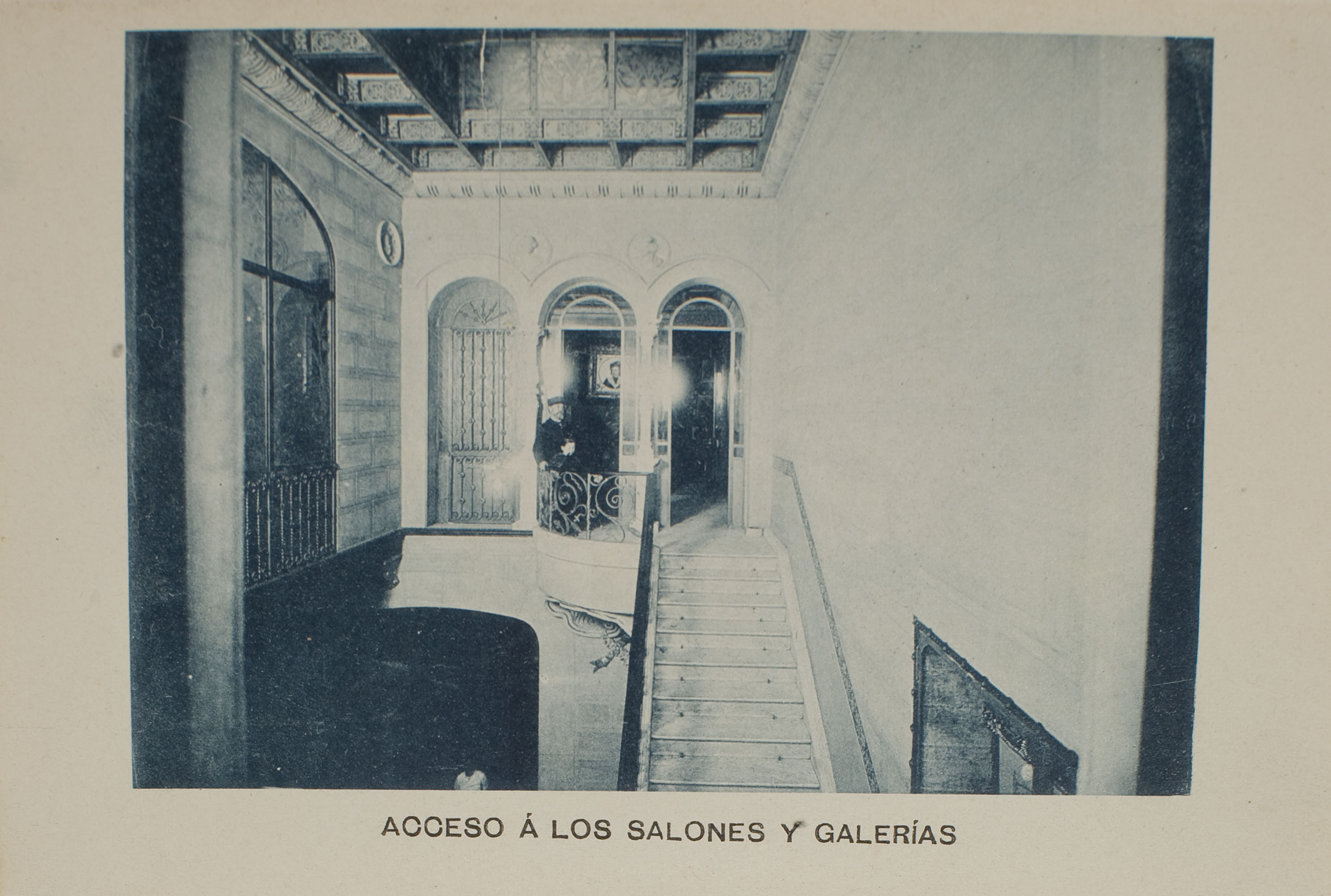 image for: Napoleón. Establecimiento de daguerrotipo y fotografía. Barcelona - Estudi Fotogràfic Napoleón. Accés als salons i galeries - 1895