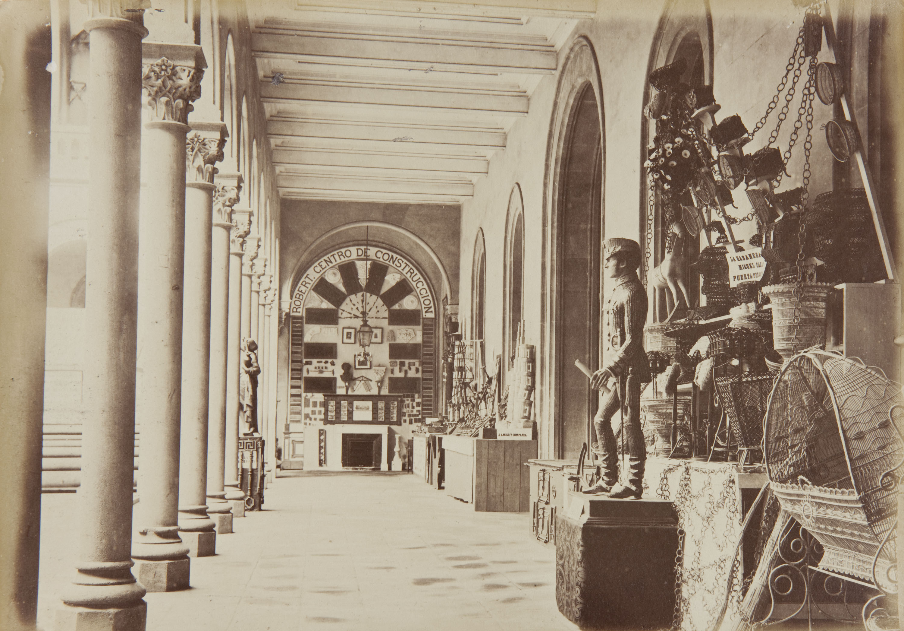image for: Joan Martí  - Patio lateral Oeste, pórtico que mira al Norte [de la Universitat de Barcelona] - 1877