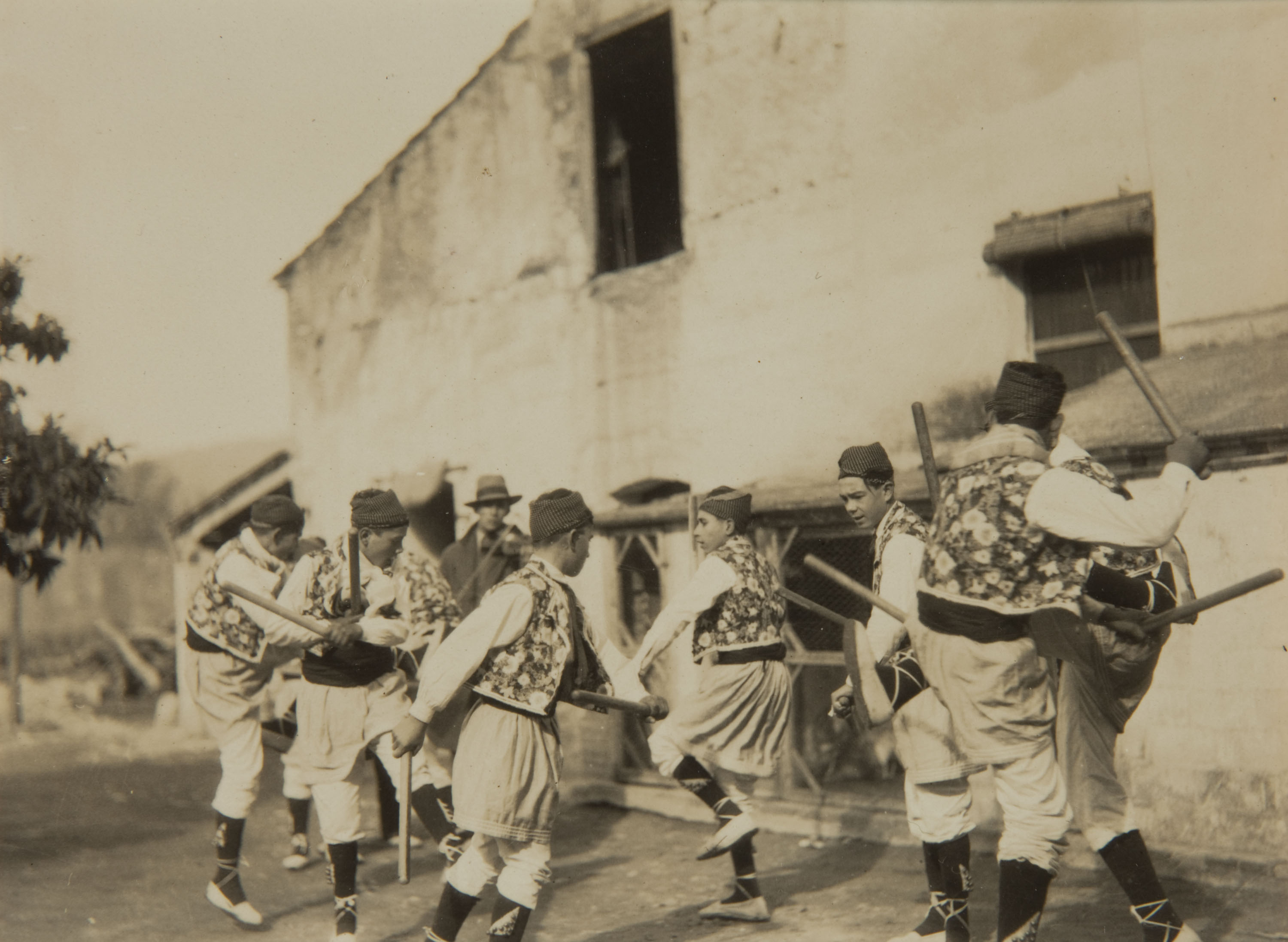 image for: Pere Català Pic - Ball de bastonets. Ritme, agilitat, color, vista... - 1931