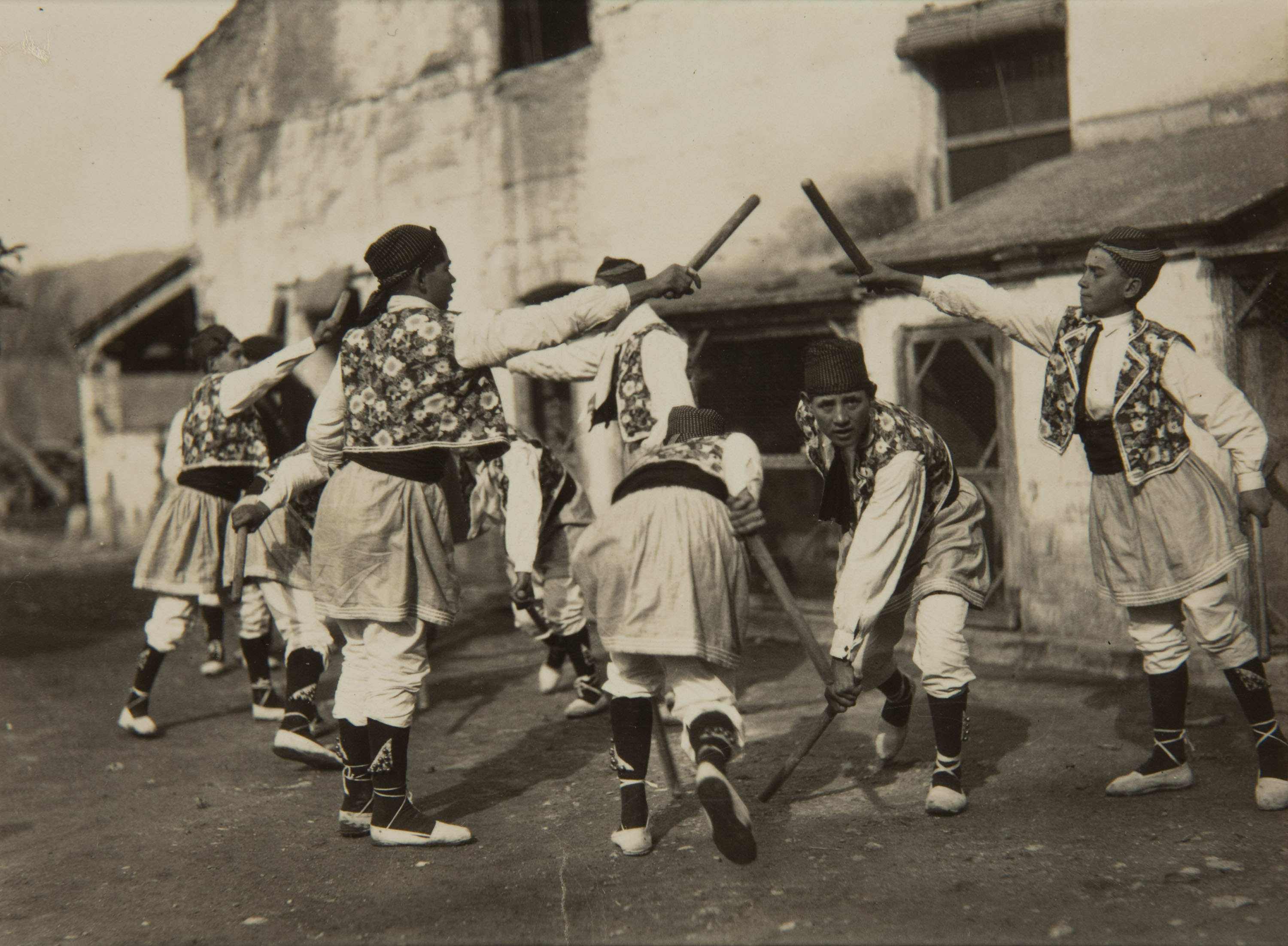 image for: Pere Català Pic - Ball de bastonets. Ritme, agilitat, color, vista... - 1931