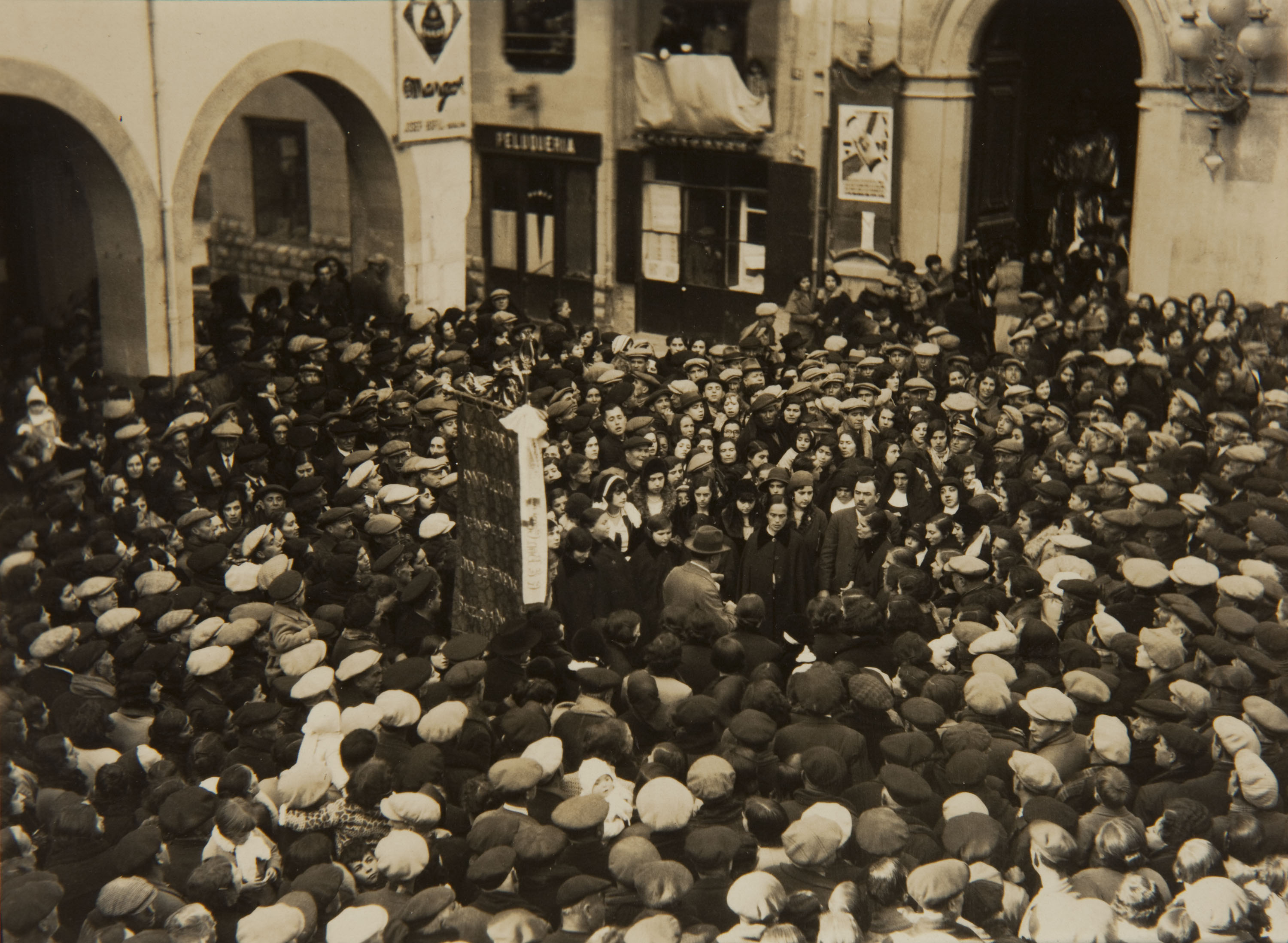 image for: Pere Català Pic - Diada de la Caixa de Pensions. Benedicció del nou local i concerts per les ceguetes de Santa Llúcia - 1931