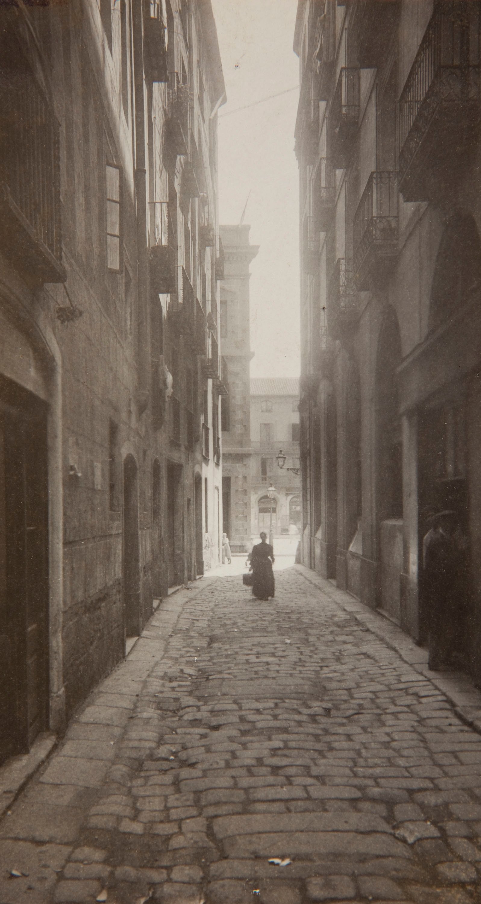 image for: Adolf Mas  - Carrer de les Banquetes - Anterior a 1911