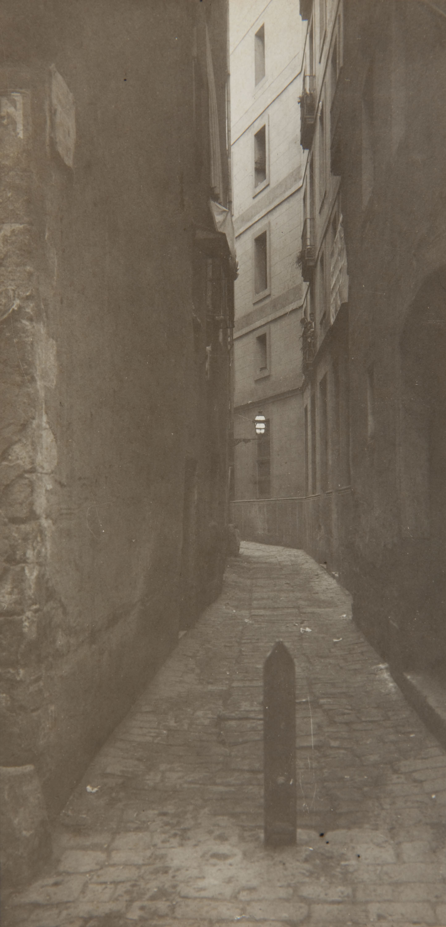 image for: Adolf Mas  - Carrer Bondeu - Anterior a 1911