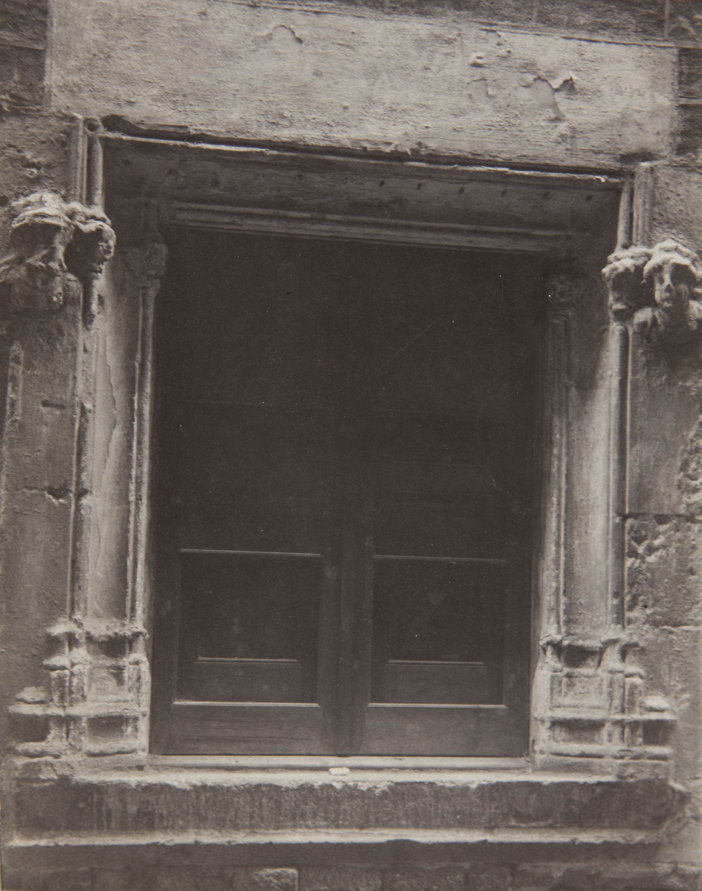 image for: Adolf Mas  - Finestra de la casa núm. 9 del carrer Basea - Anterior a 1911