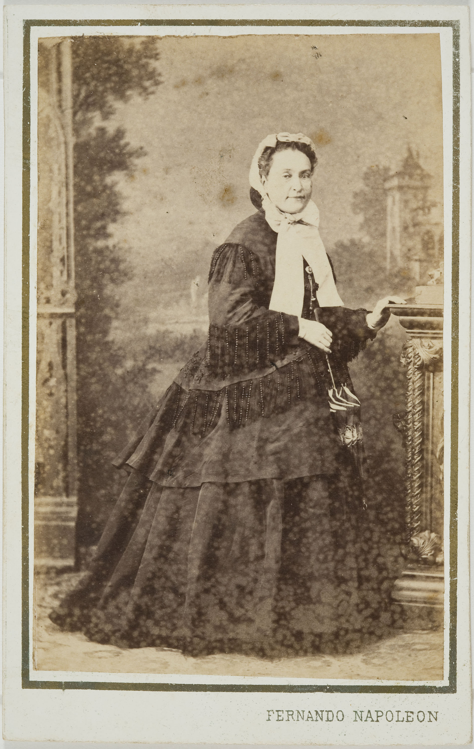 image for: Napoleón. Establecimiento de daguerrotipo y fotografía. Barcelona - Retrat de dona - Cap a 1860