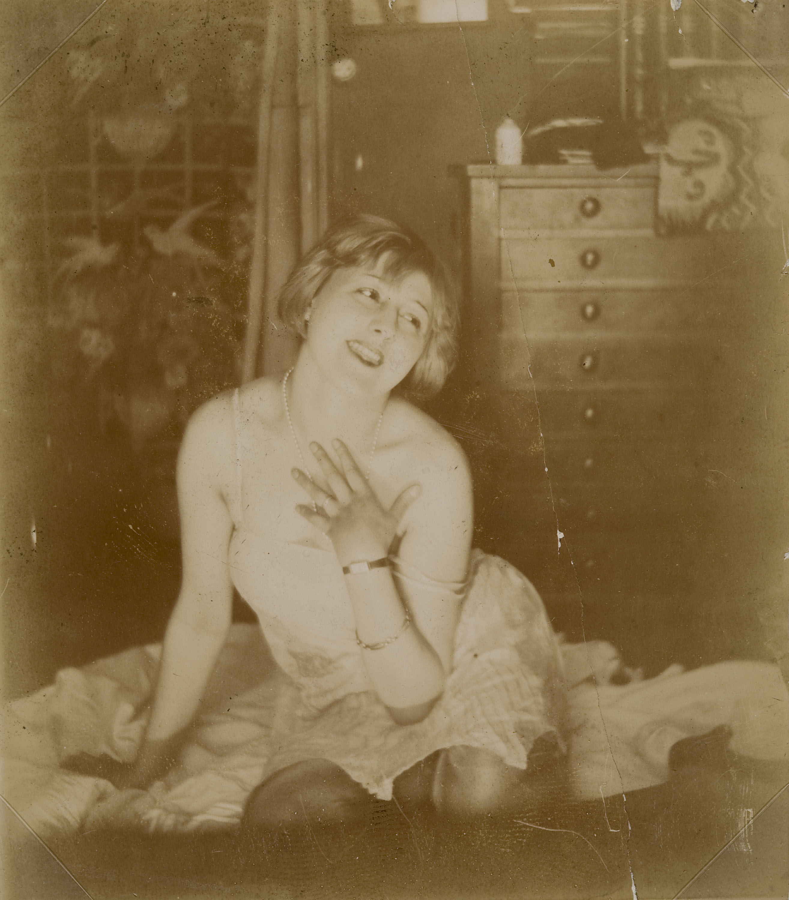 image for: Emili Vilà  - France Dhélia (fotografia model per a cartell) - Entre 1920-1930