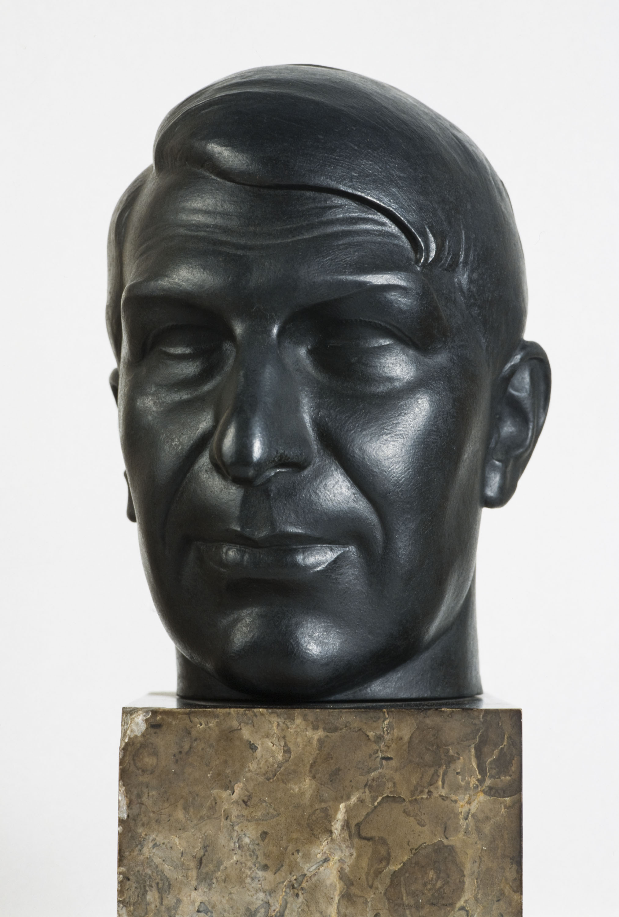 image for: Pablo Gargallo - Retrat del pintor Xavier Nogués - 1924