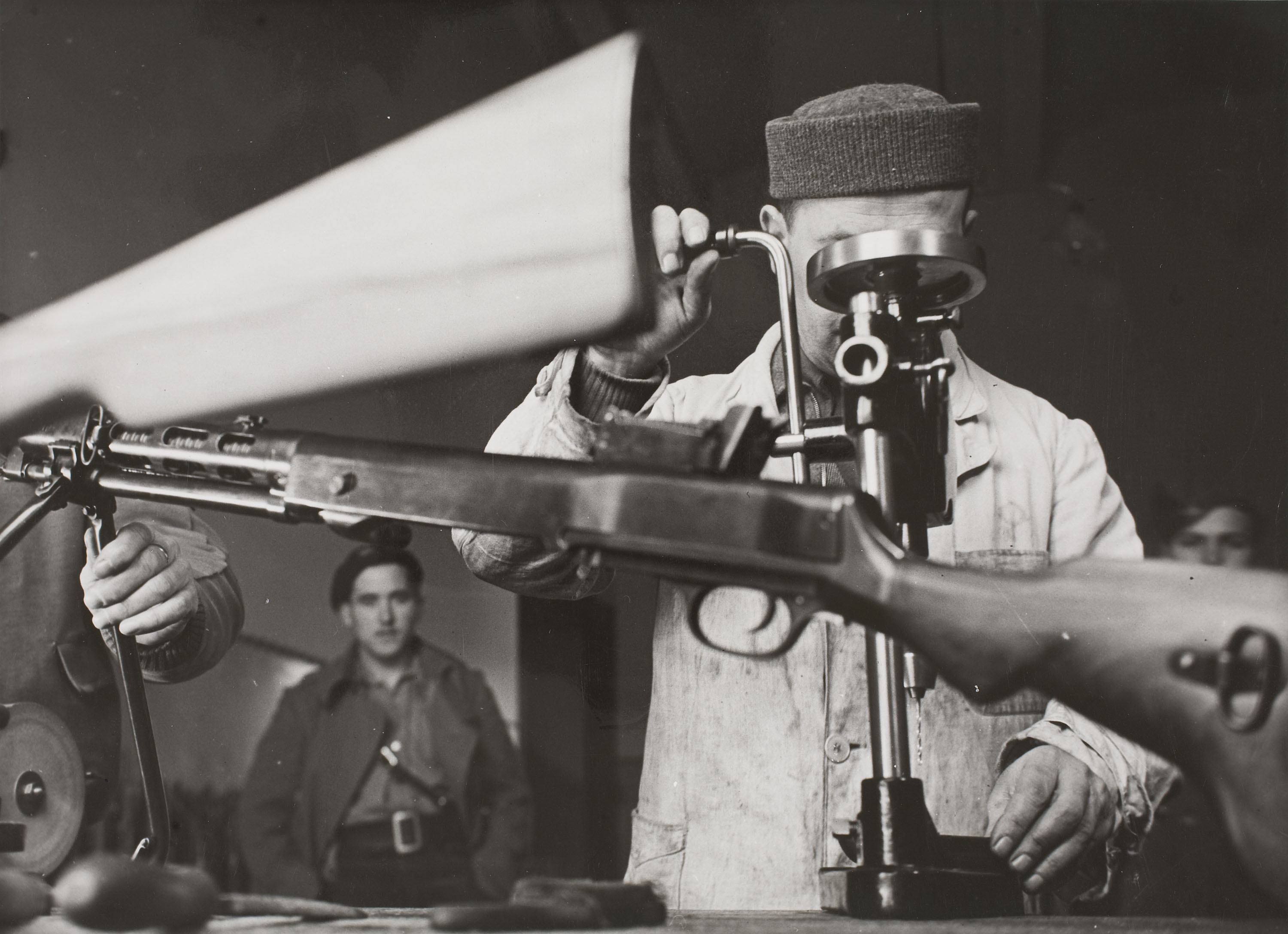 image for: Photographic Studio Mas. Barcelona - Dependències de guerra - Cap a 1936