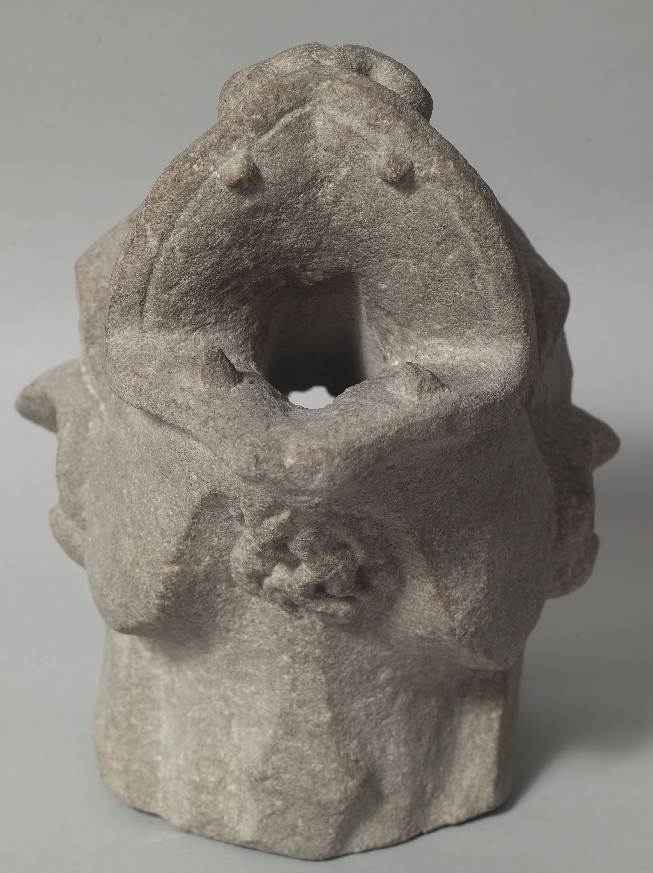 image for: Anònim. Catalunya. Barcelona - Fragment de gàrgola amb cap de drac - Segle XV [2]