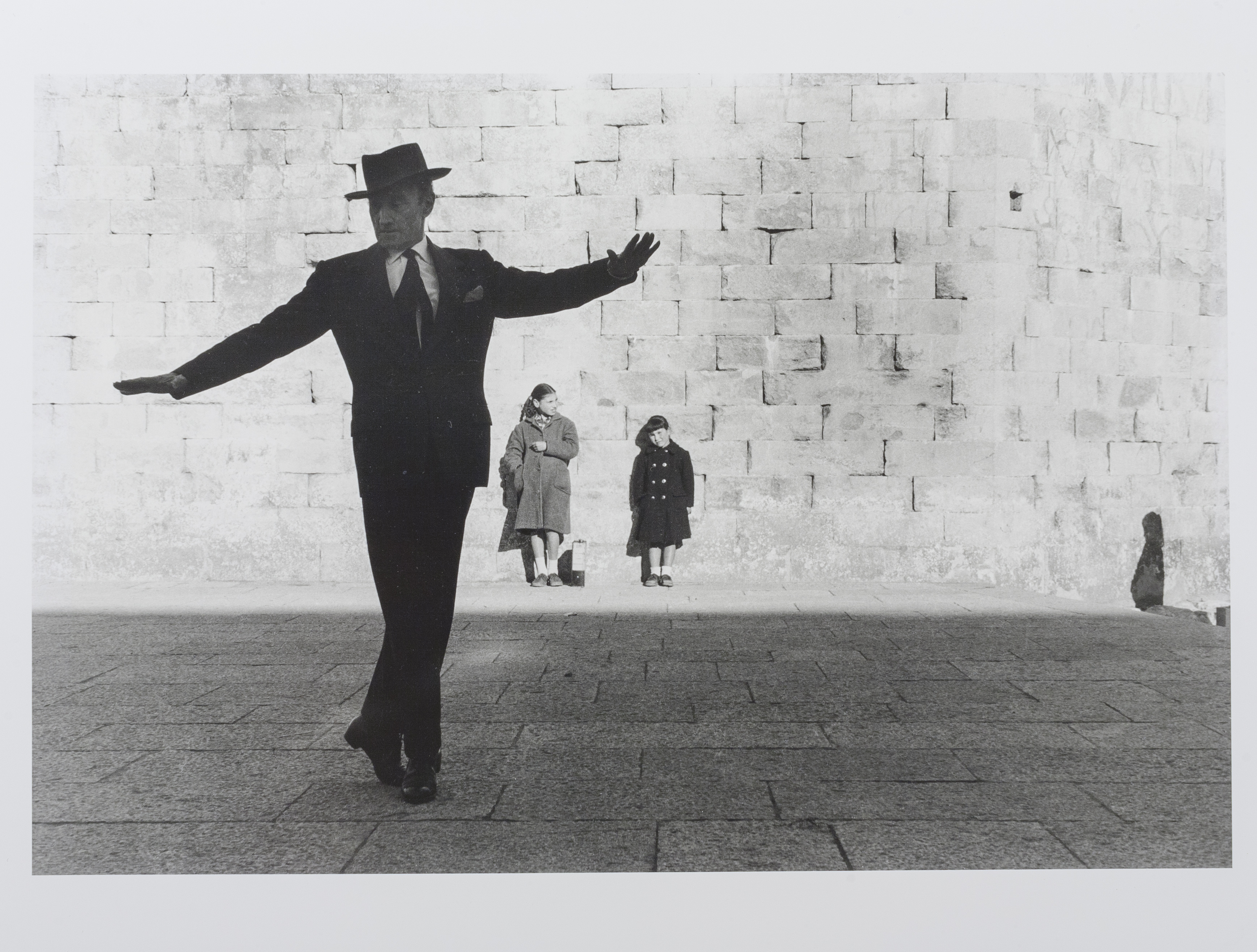 image for: Oriol Maspons - Vicente Escudero - 1958 (tiratge posterior)