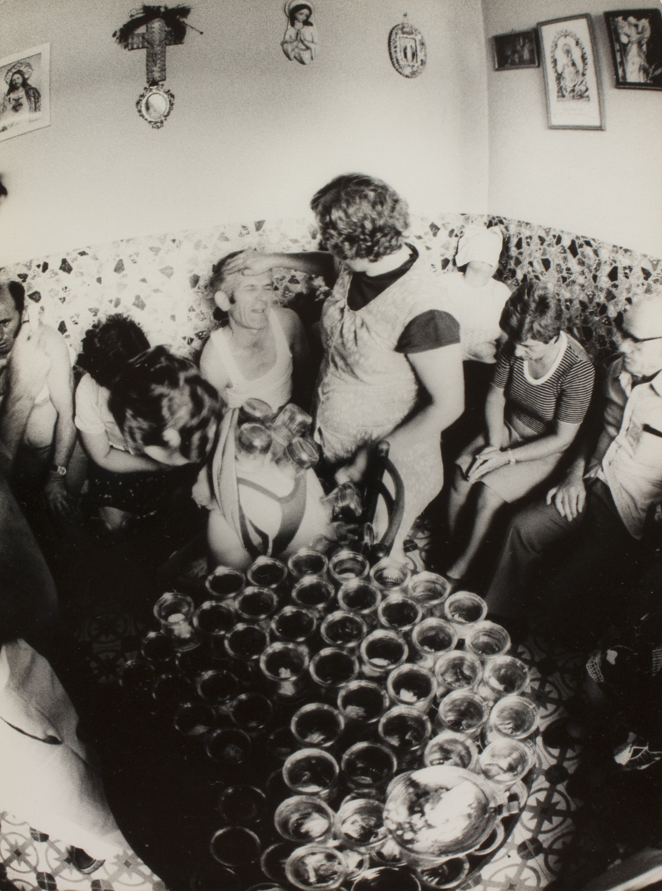 image for: Oriol Maspons - La virgen Conxita (Curandera de Cerdanyola) - 1976