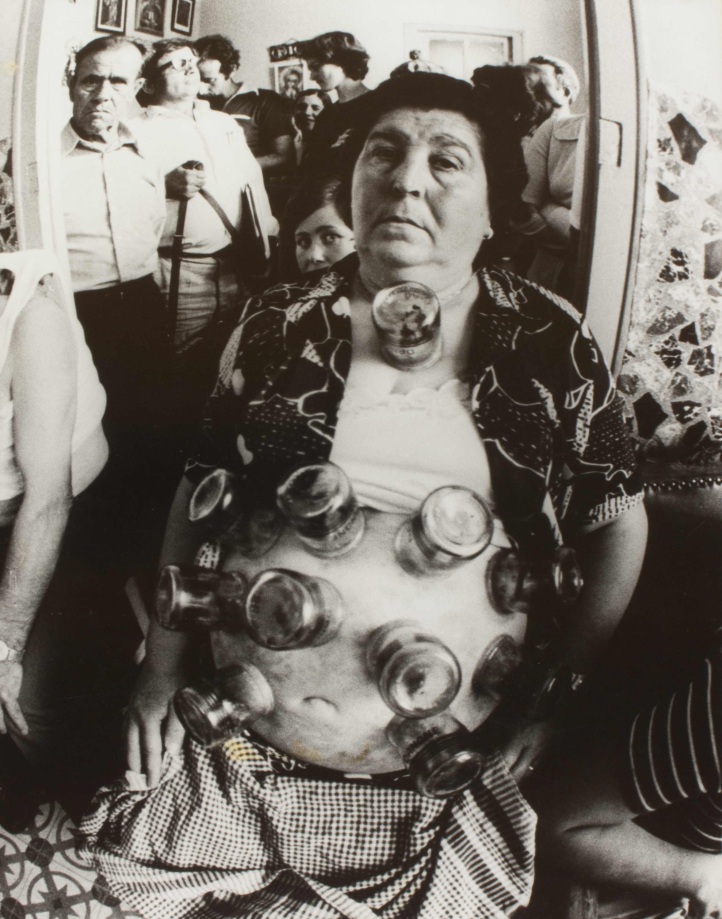 image for: Oriol Maspons - La virgen Conxita (Curandera de Cerdanyola) - 1976