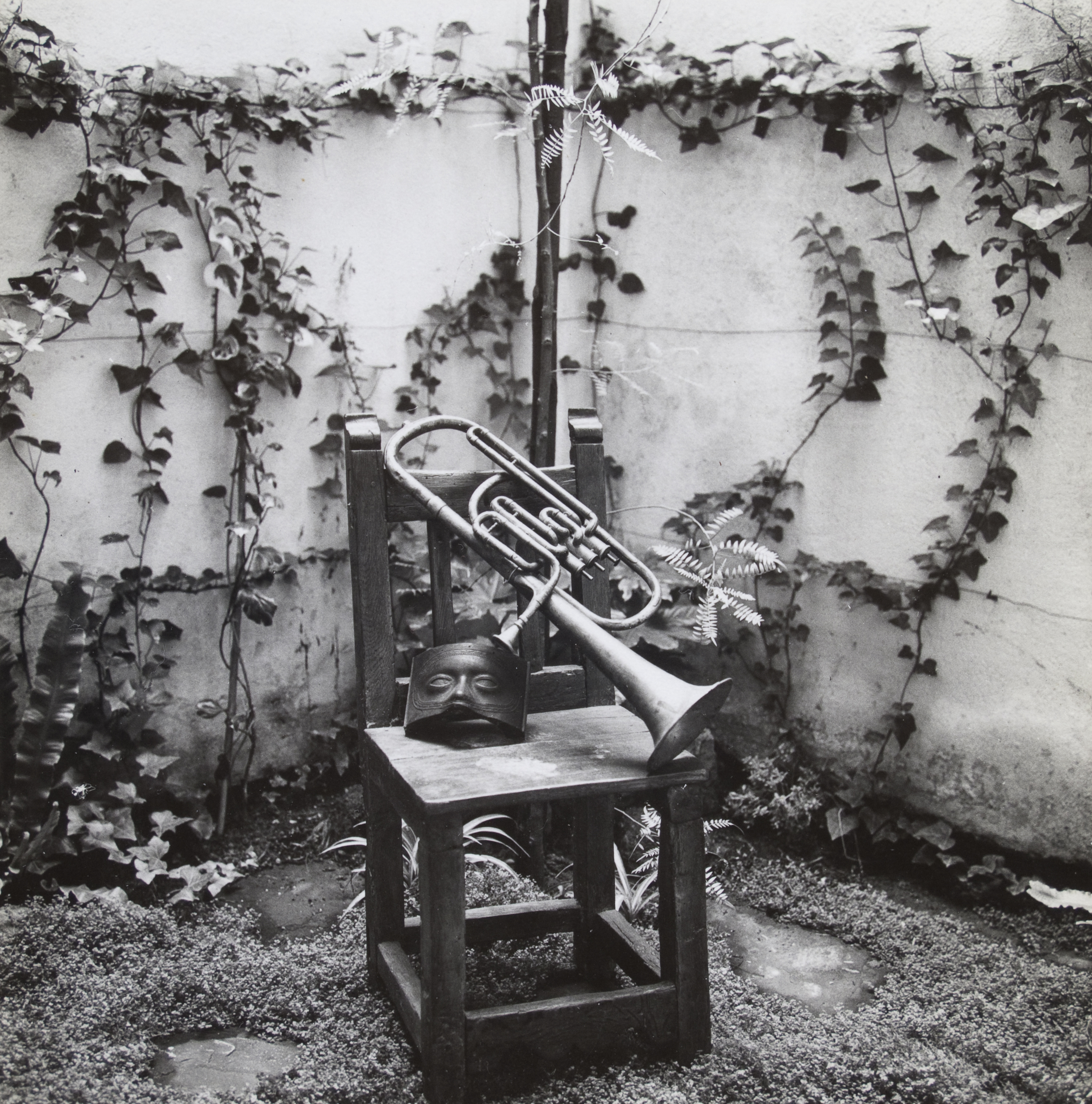 image for: Oriol Maspons - Composició surrealista - Cap a 1956