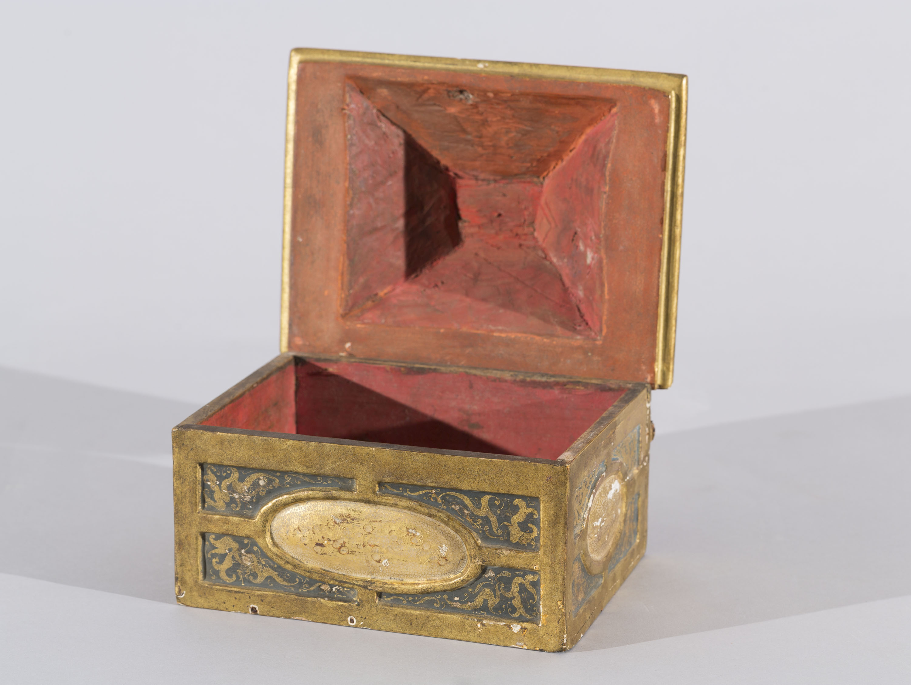 image for: Anònim - Arqueta - Cap a 1600 [1]