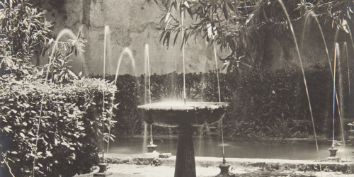 image for: Claudi Carbonell - Sense títol [Generalife. Patio del Ciprés de la Sultana] - No datat