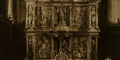 image for: Pere Català Pic - L&#039;altar major de Sant Joan ha estat restaurat i il·luminat adequadament per a estotjar com cal la Verge de la Candela - 1931